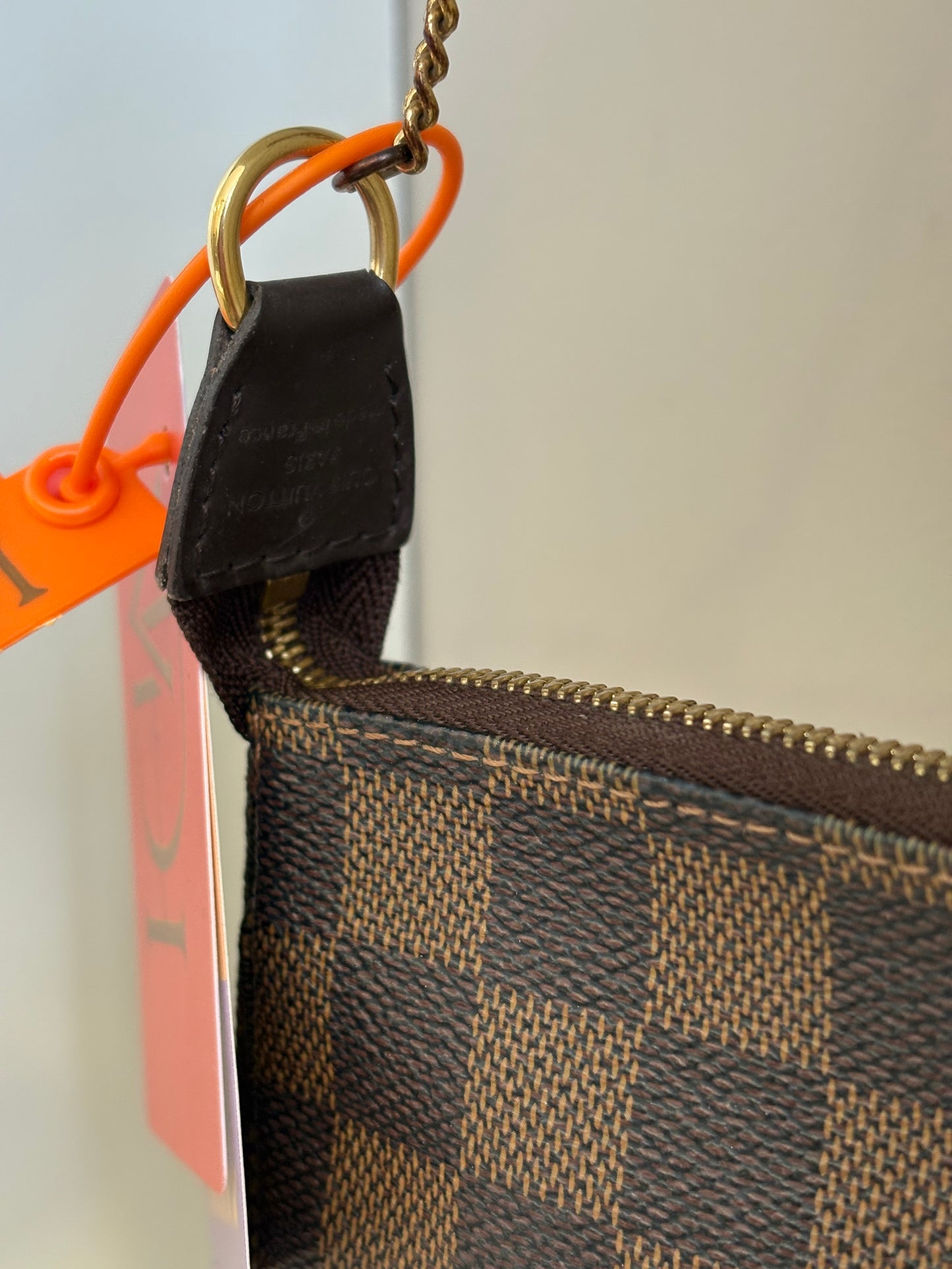 Louis Vuitton Pochette mini Damier Ebene