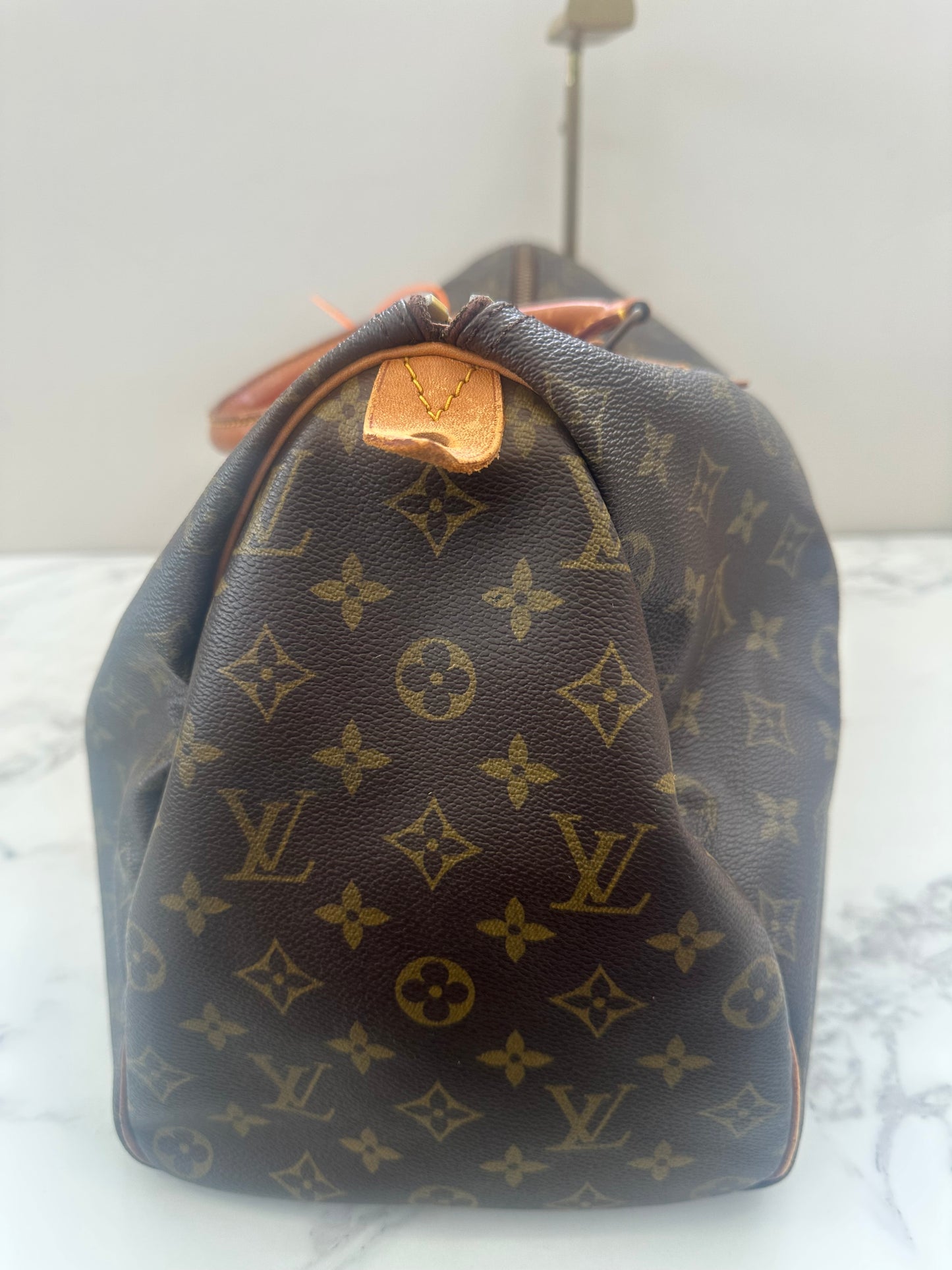 Louis Vuitton Speedy 40