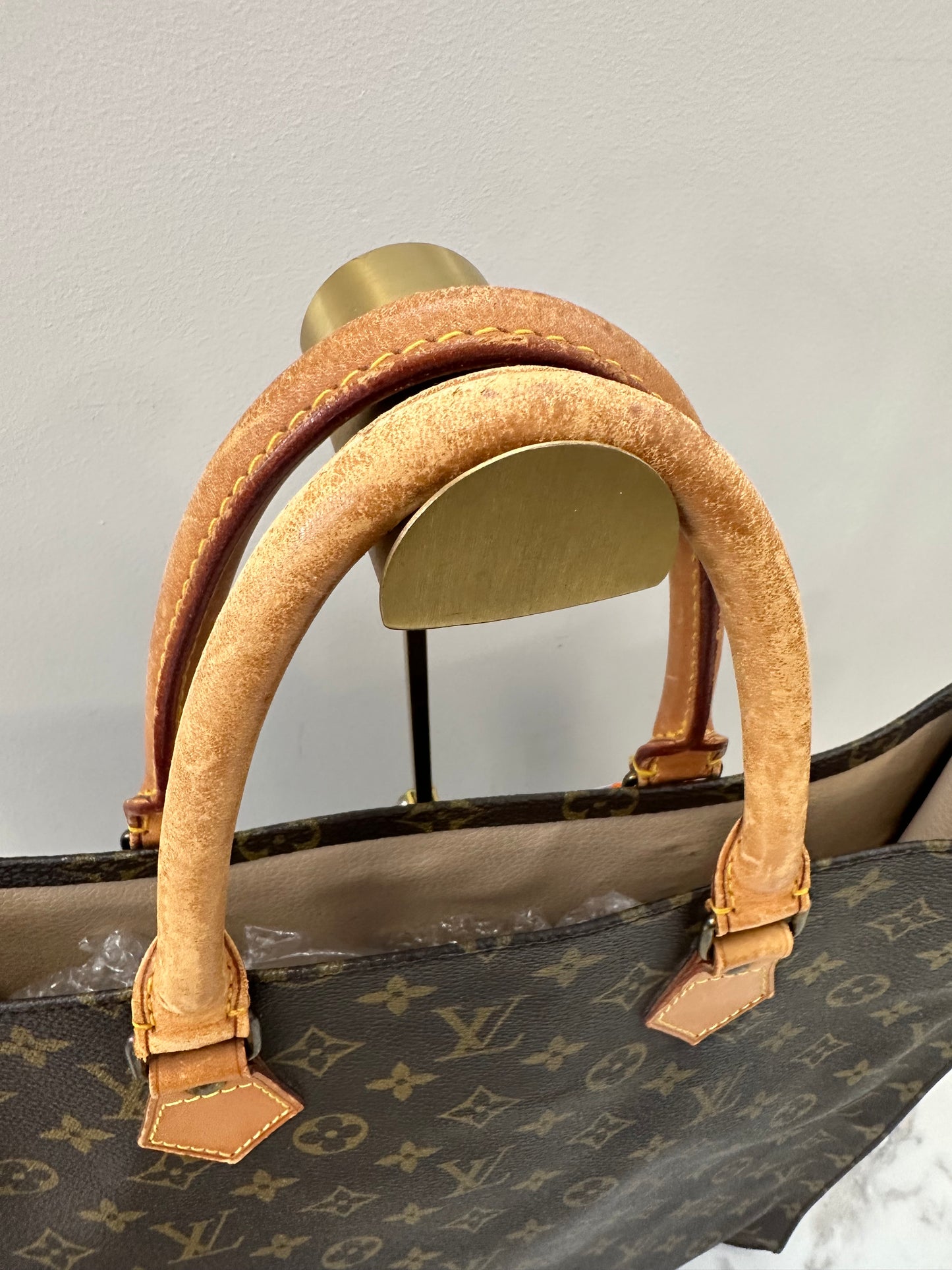 Louis Vuitton Sac Plat