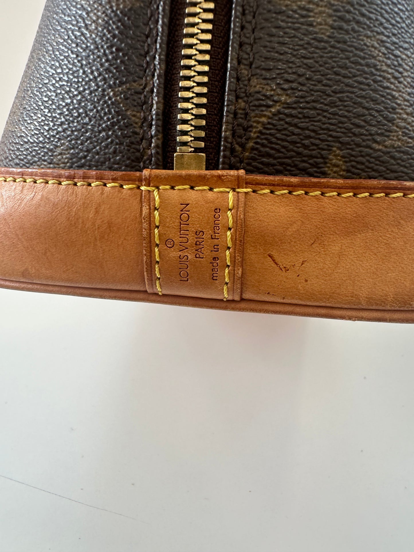 Louis Vuitton Alma