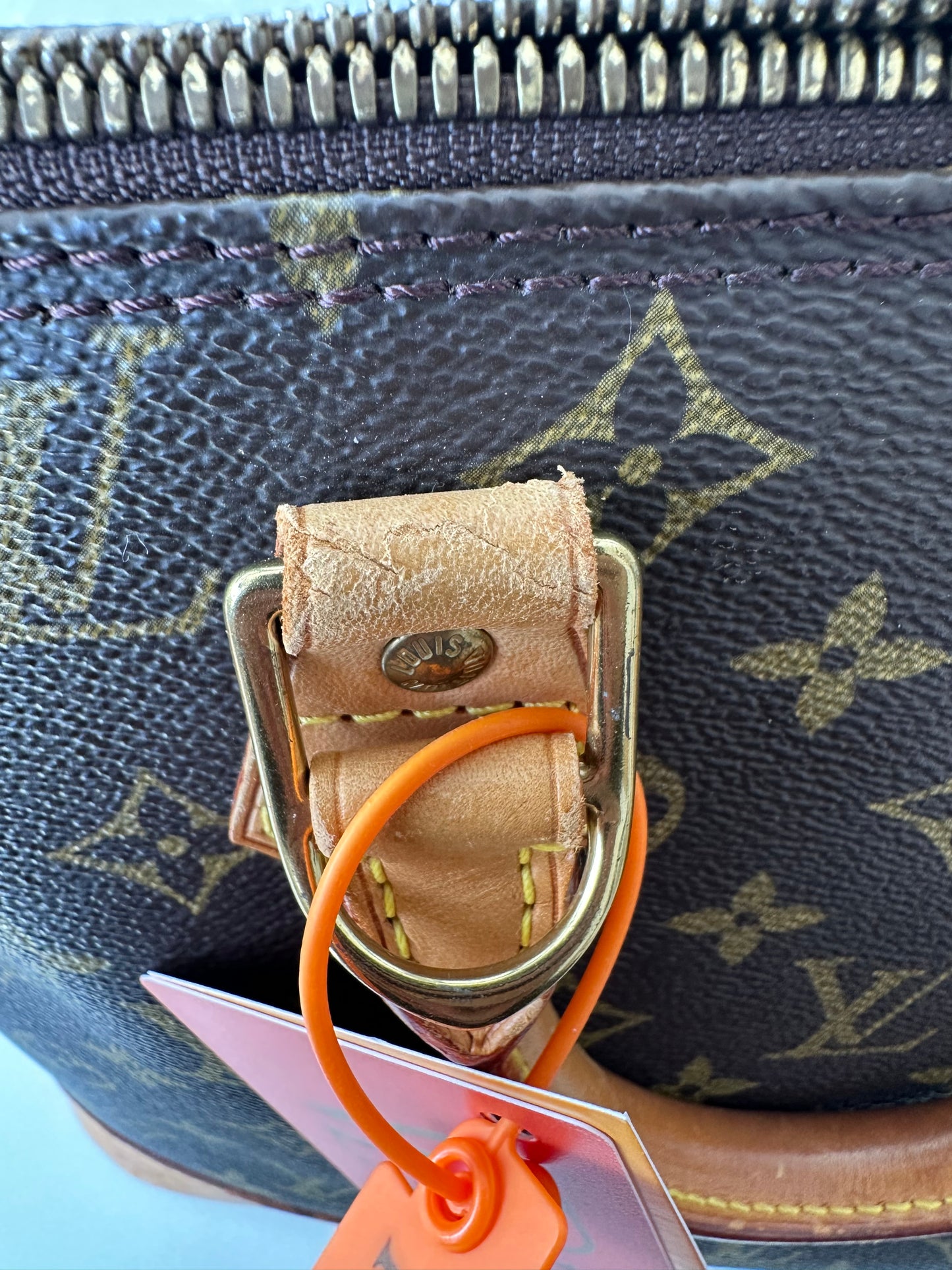 Louis Vuitton Alma