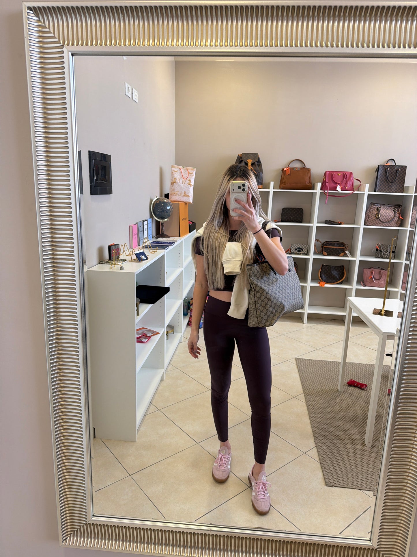 102612 - Gucci GG Supreme