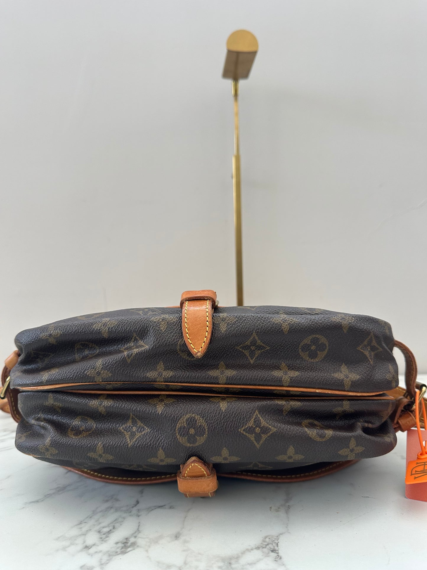 Louis Vuitton Saumur 30