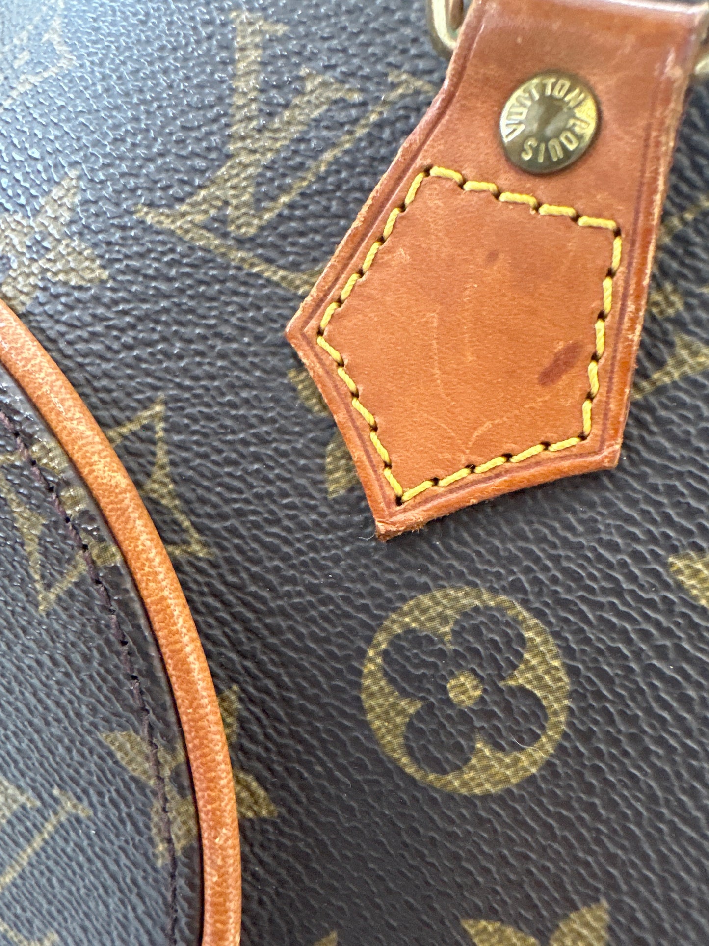 Louis Vuitton Ellipse PM