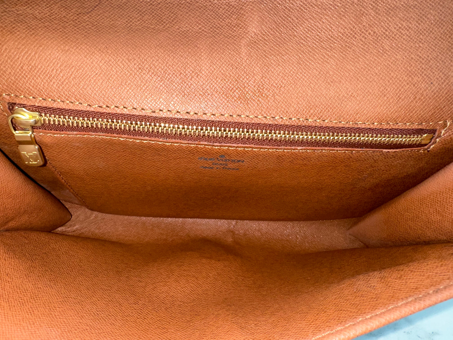 Louis Vuitton Bordeaux 27