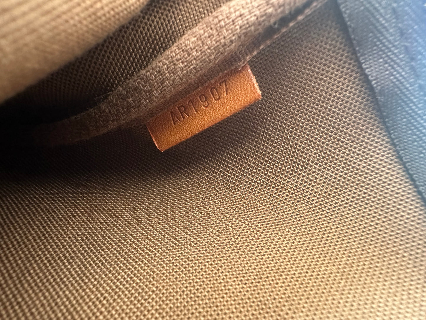 Louis Vuitton Pochette