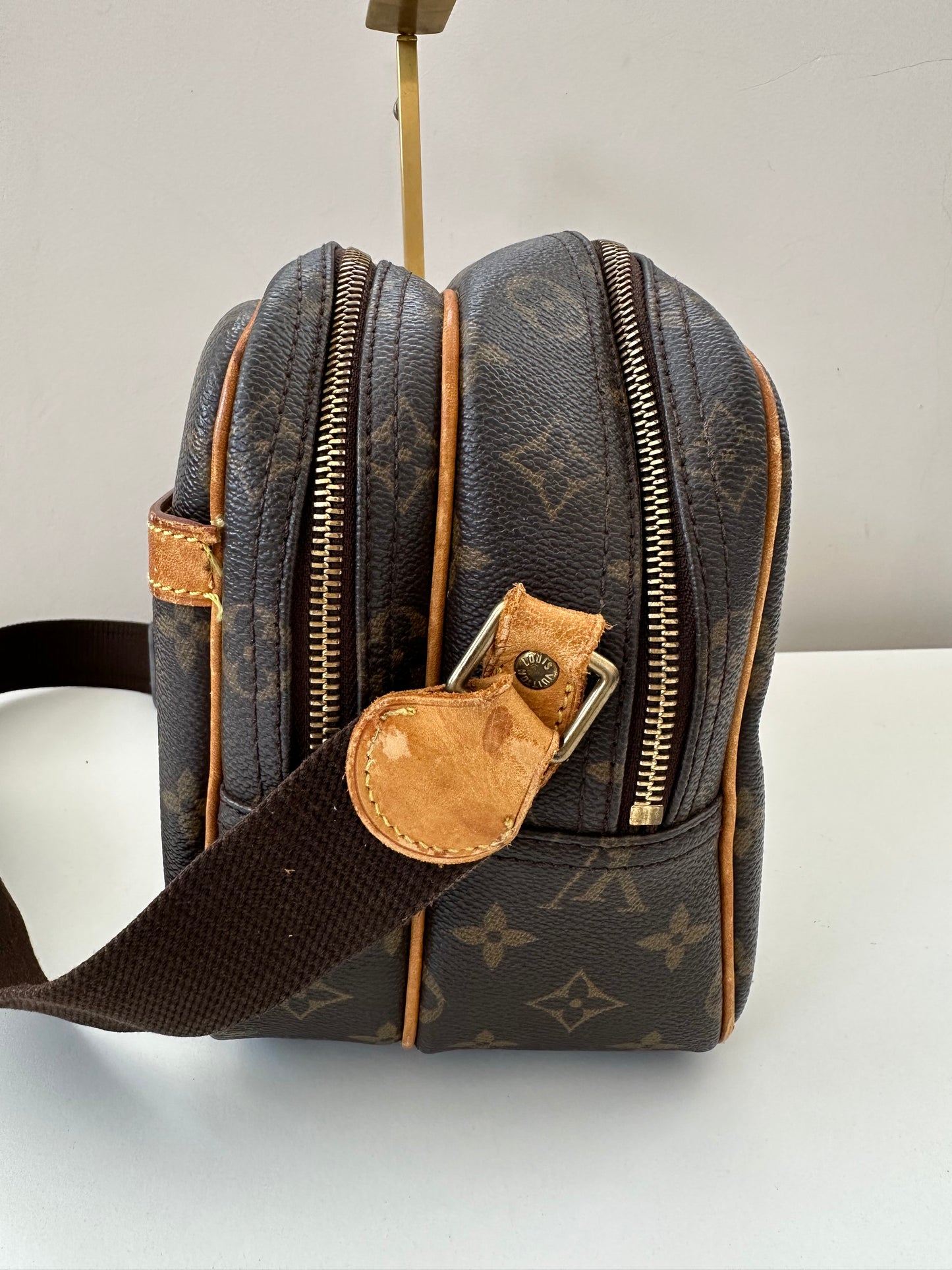 Louis Vuitton Reporter PM