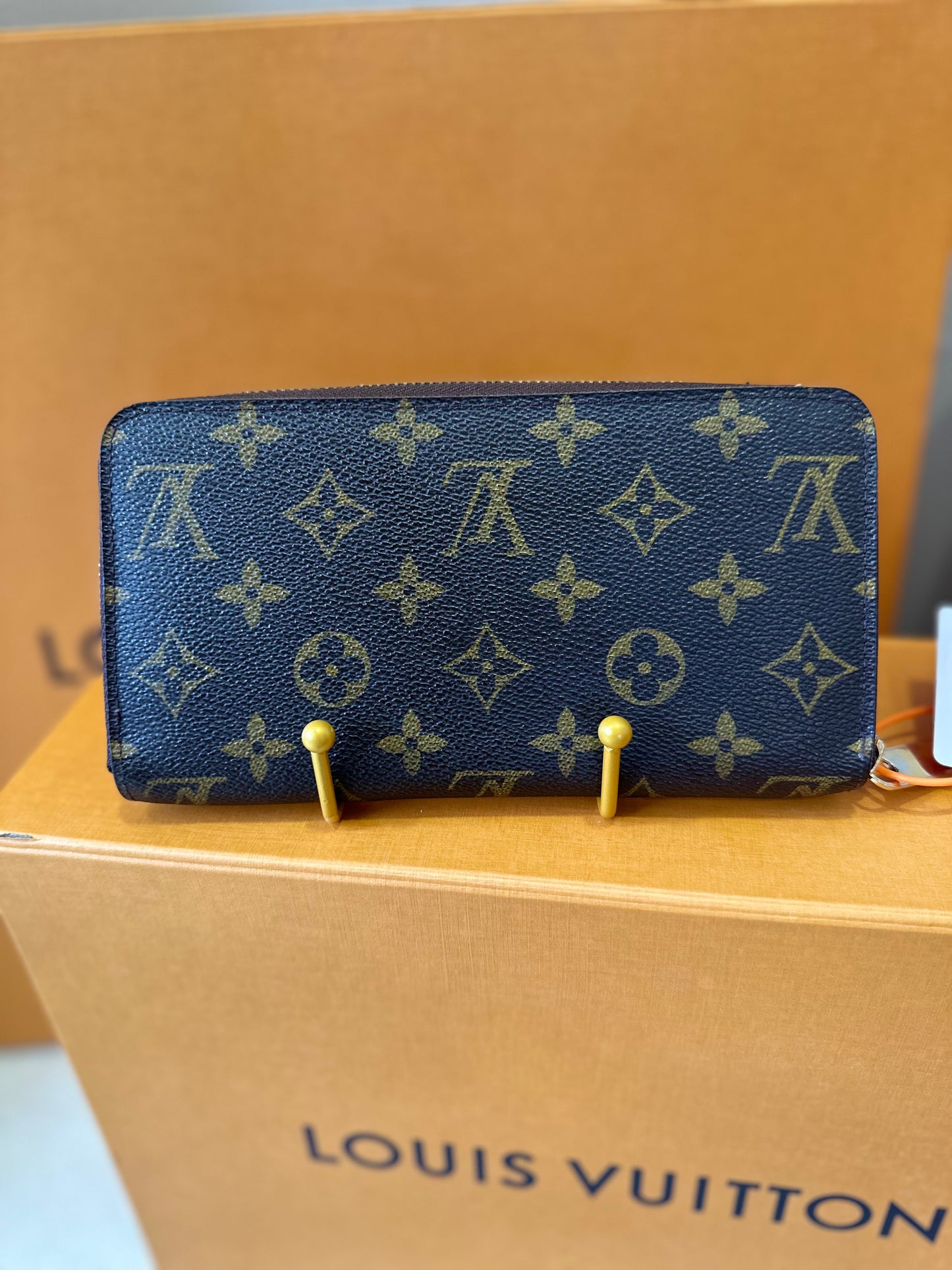 Louis Vuitton Zippy