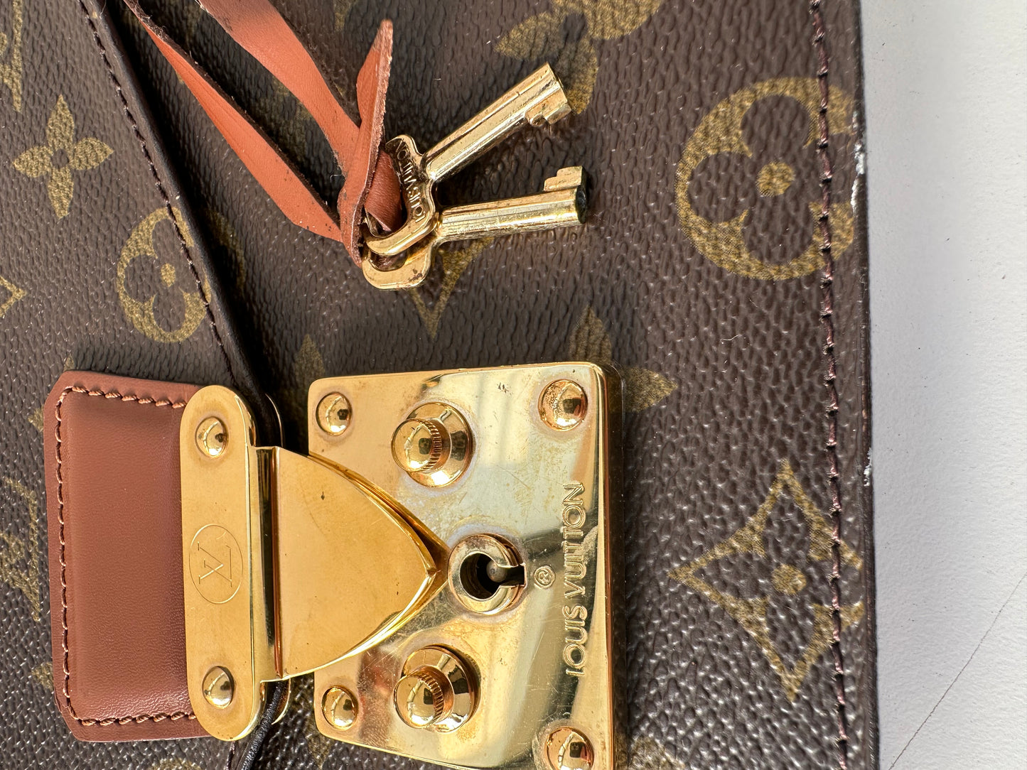 Louis Vuitton Concorde