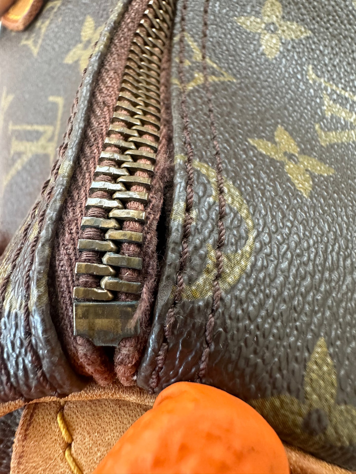 Louis Vuitton Speedy 35