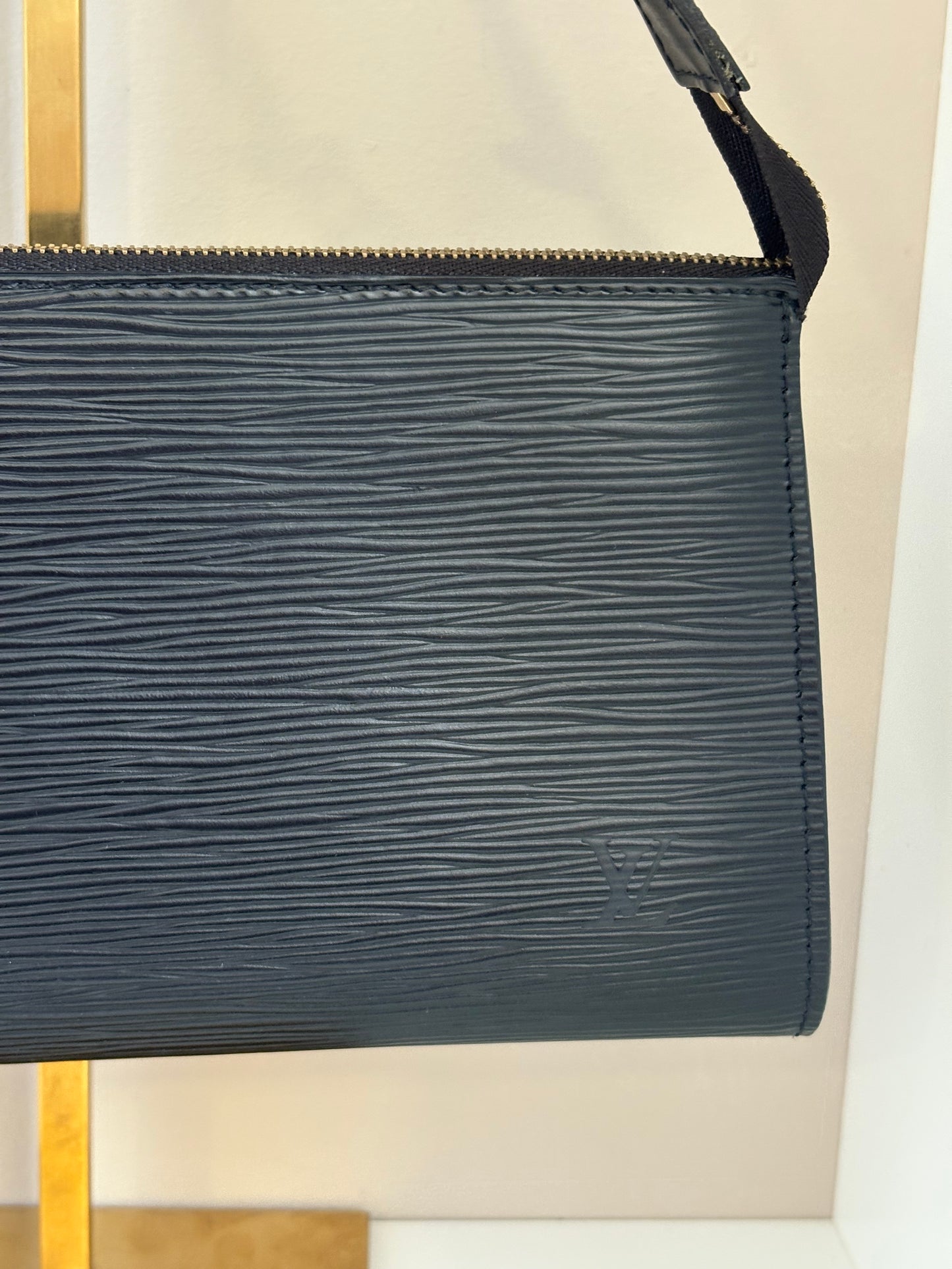 Louis Vuitton Pochette Epi Black