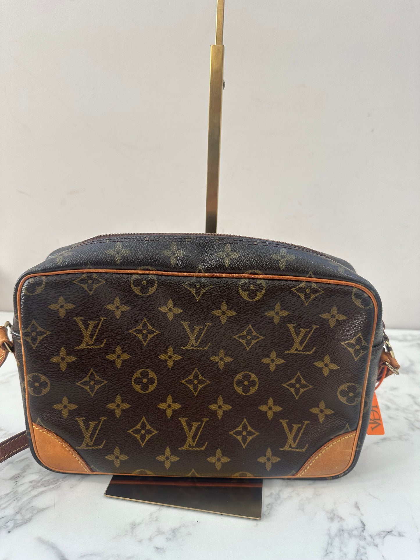 Louis Vuitton Trocadero 27