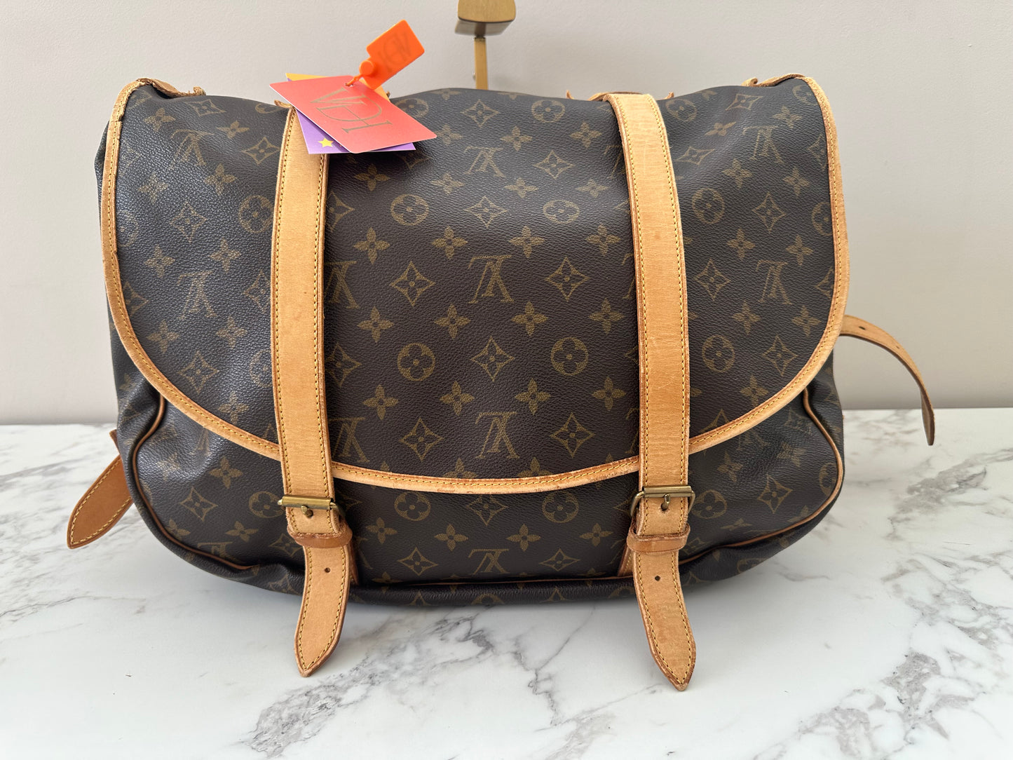Louis Vuitton Saumur 43