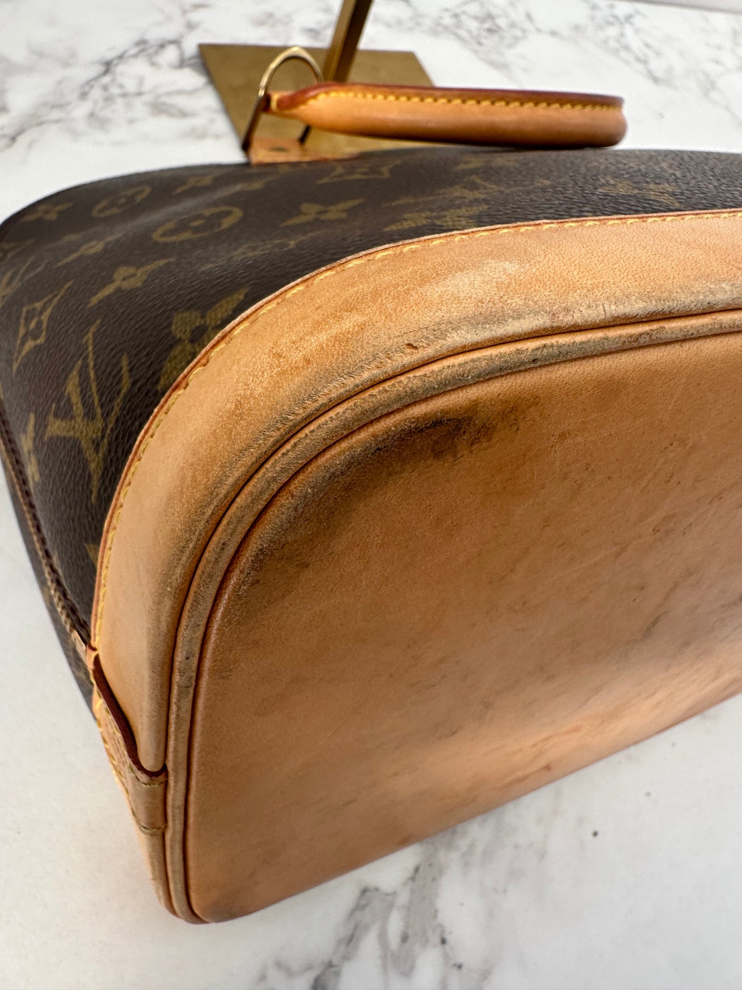 Louis Vuitton Alma