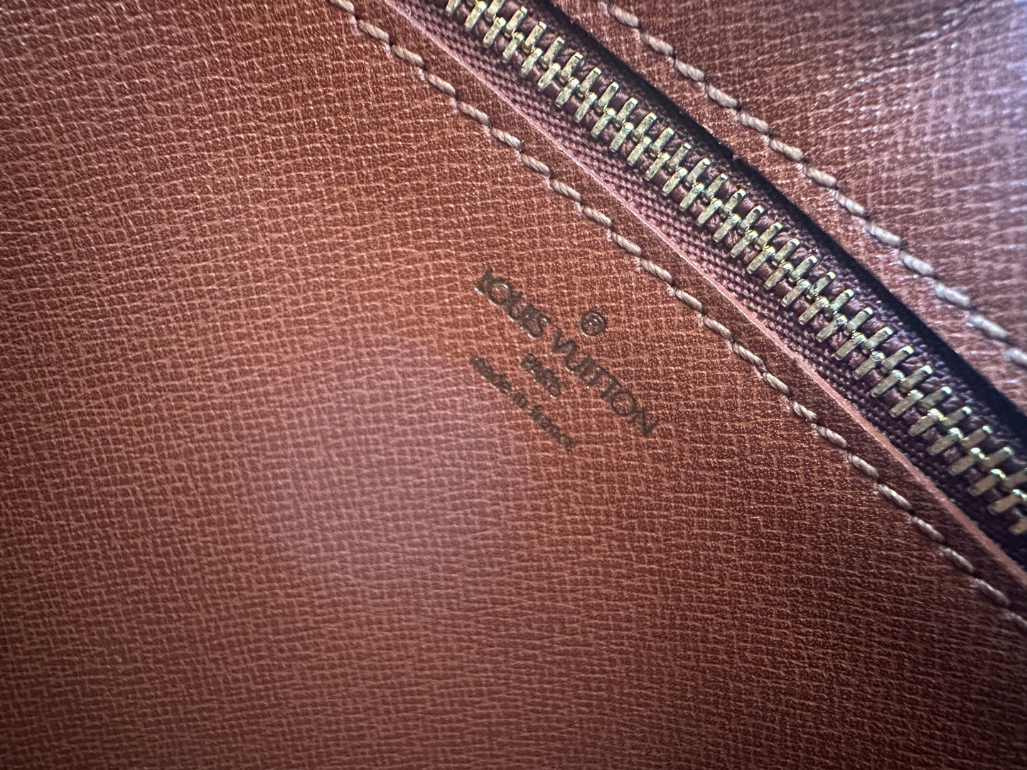 Louis Vuitton Trocadero 27