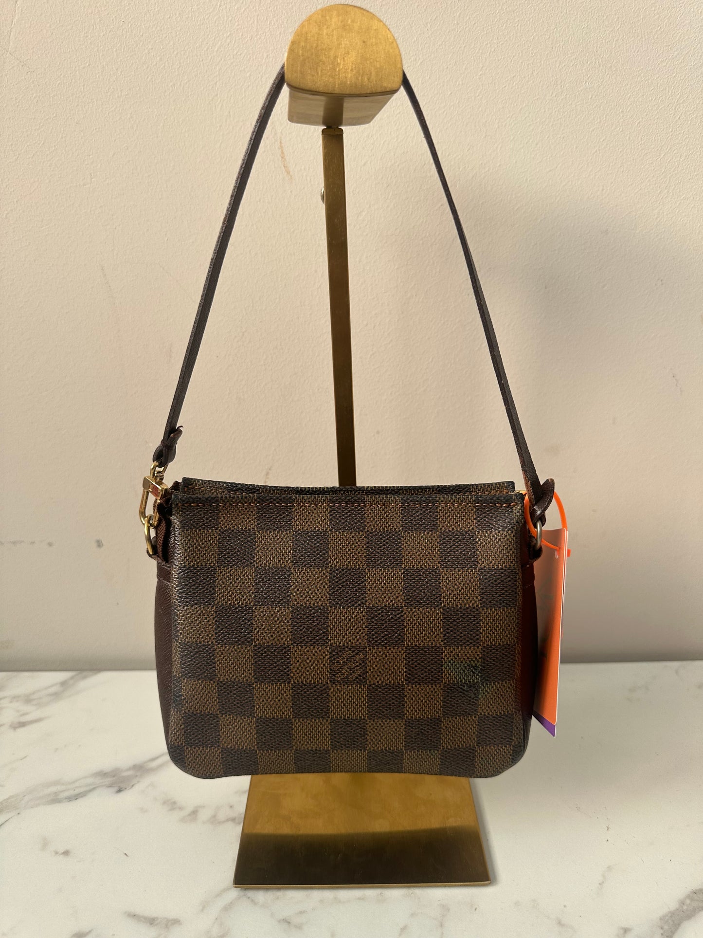 Louis Vuitton Pochette Damier