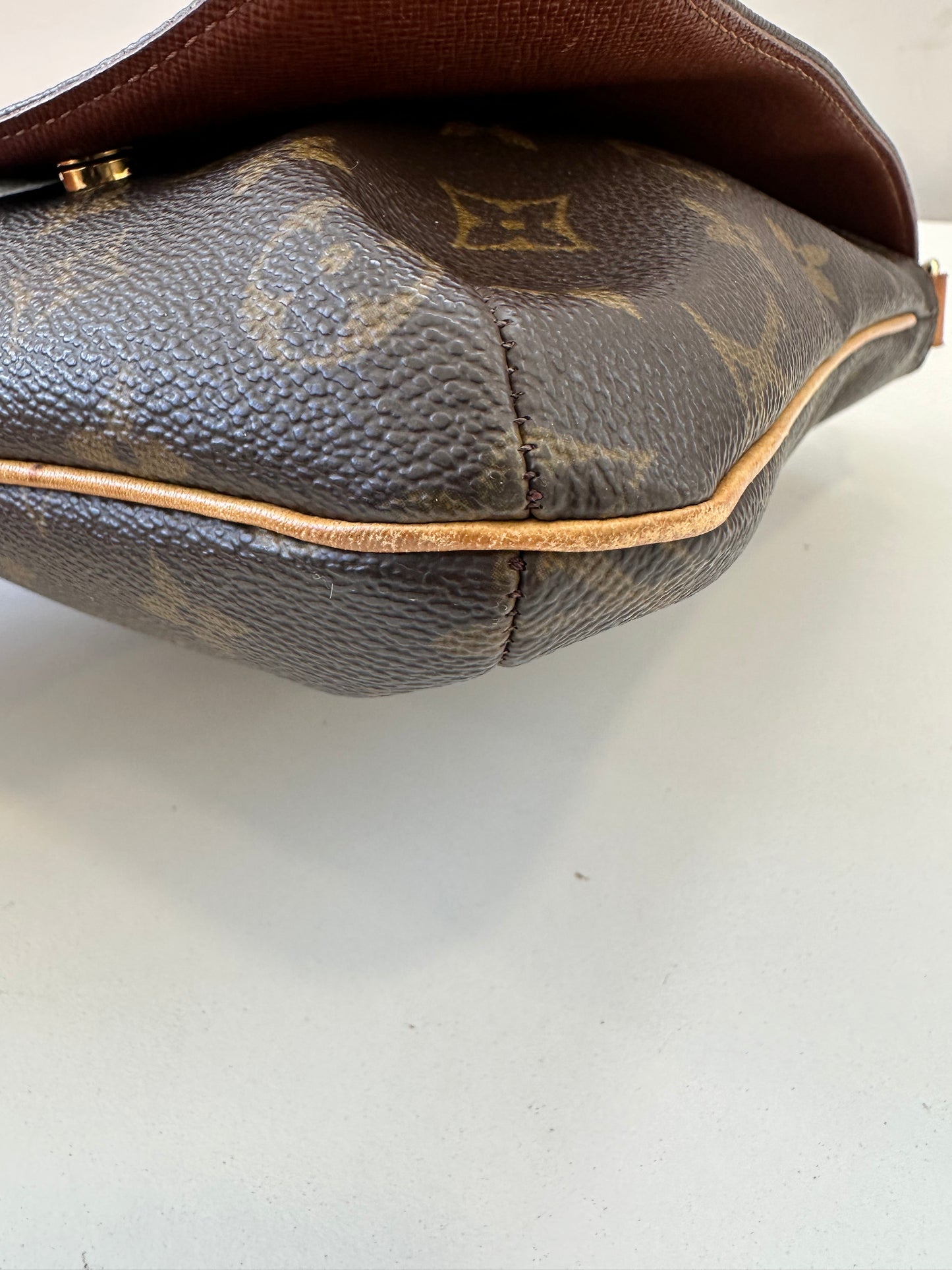 Louis Vuitton Musette Salsa