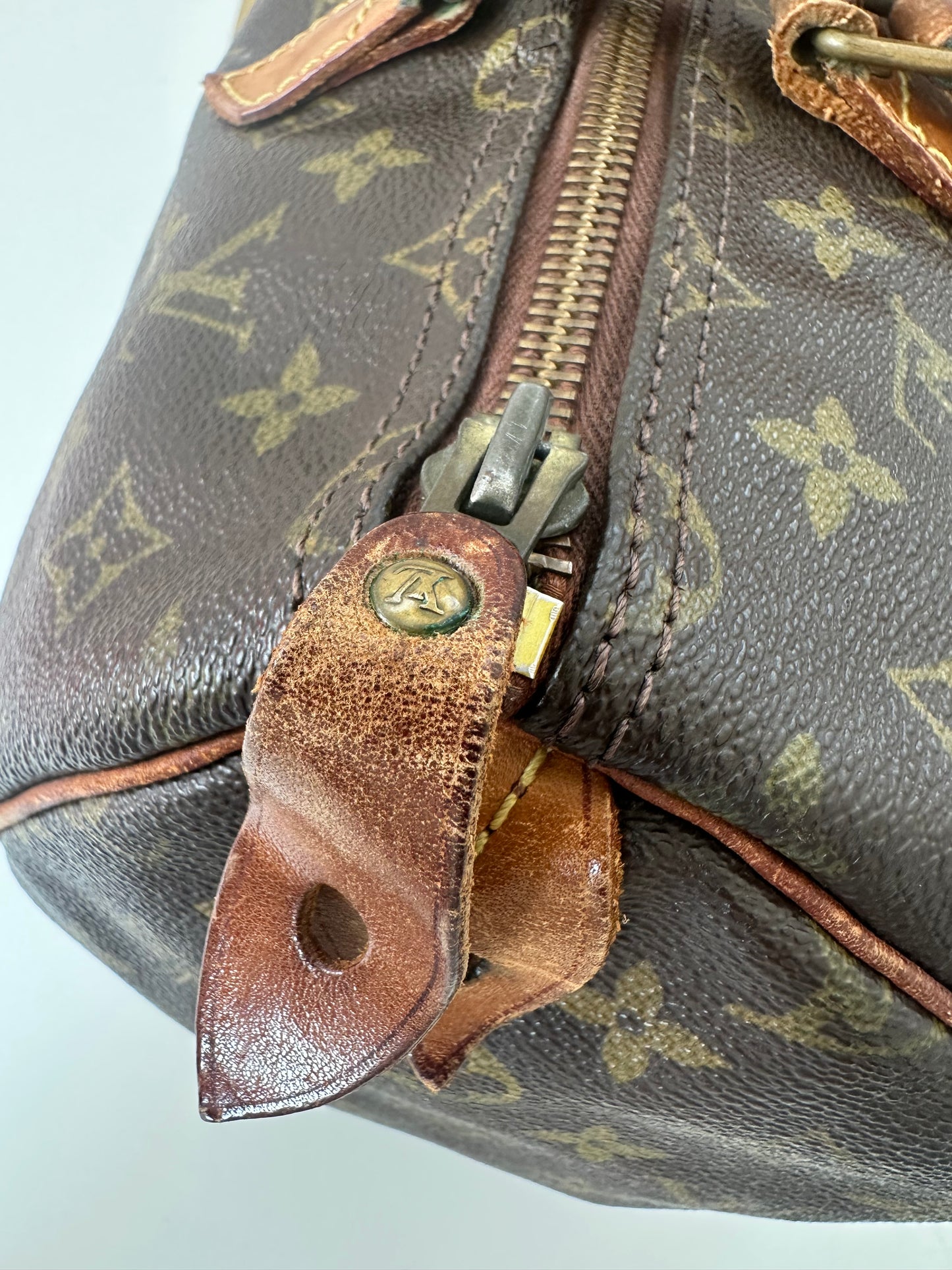 Louis Vuitton Speedy 35