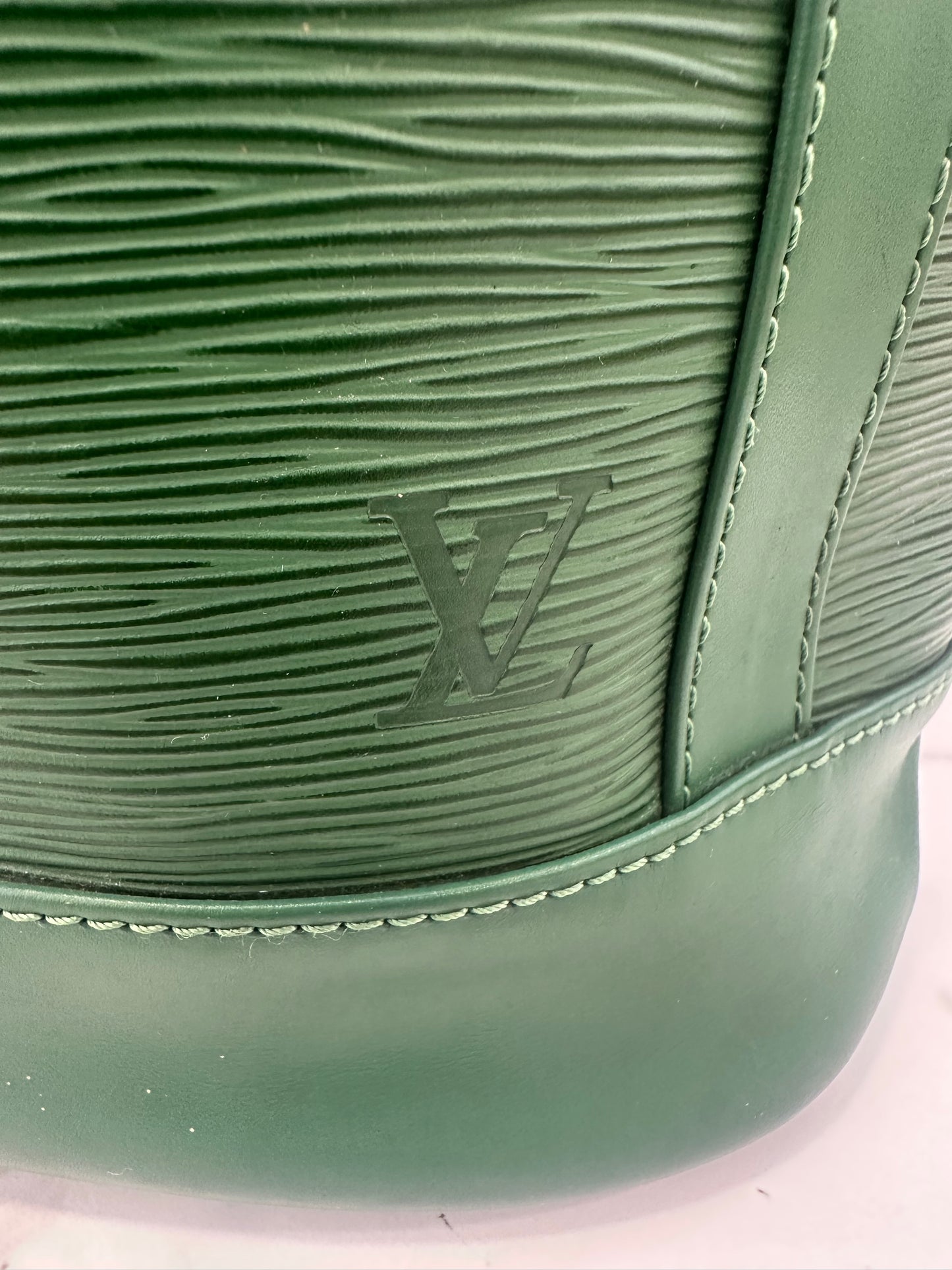 Louis Vuitton Randonne PM Epi Green