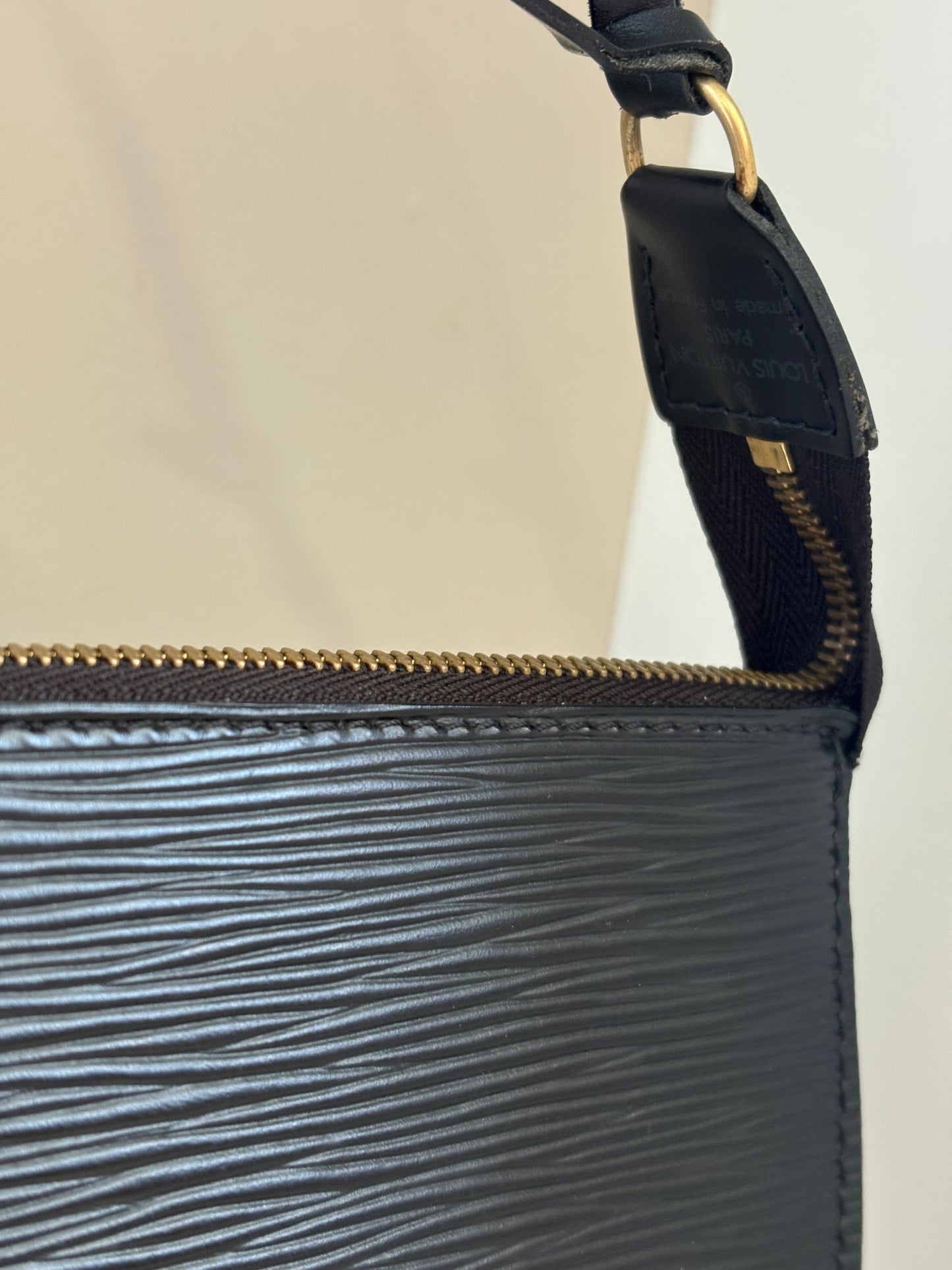 Louis Vuitton Pochette Epi Black