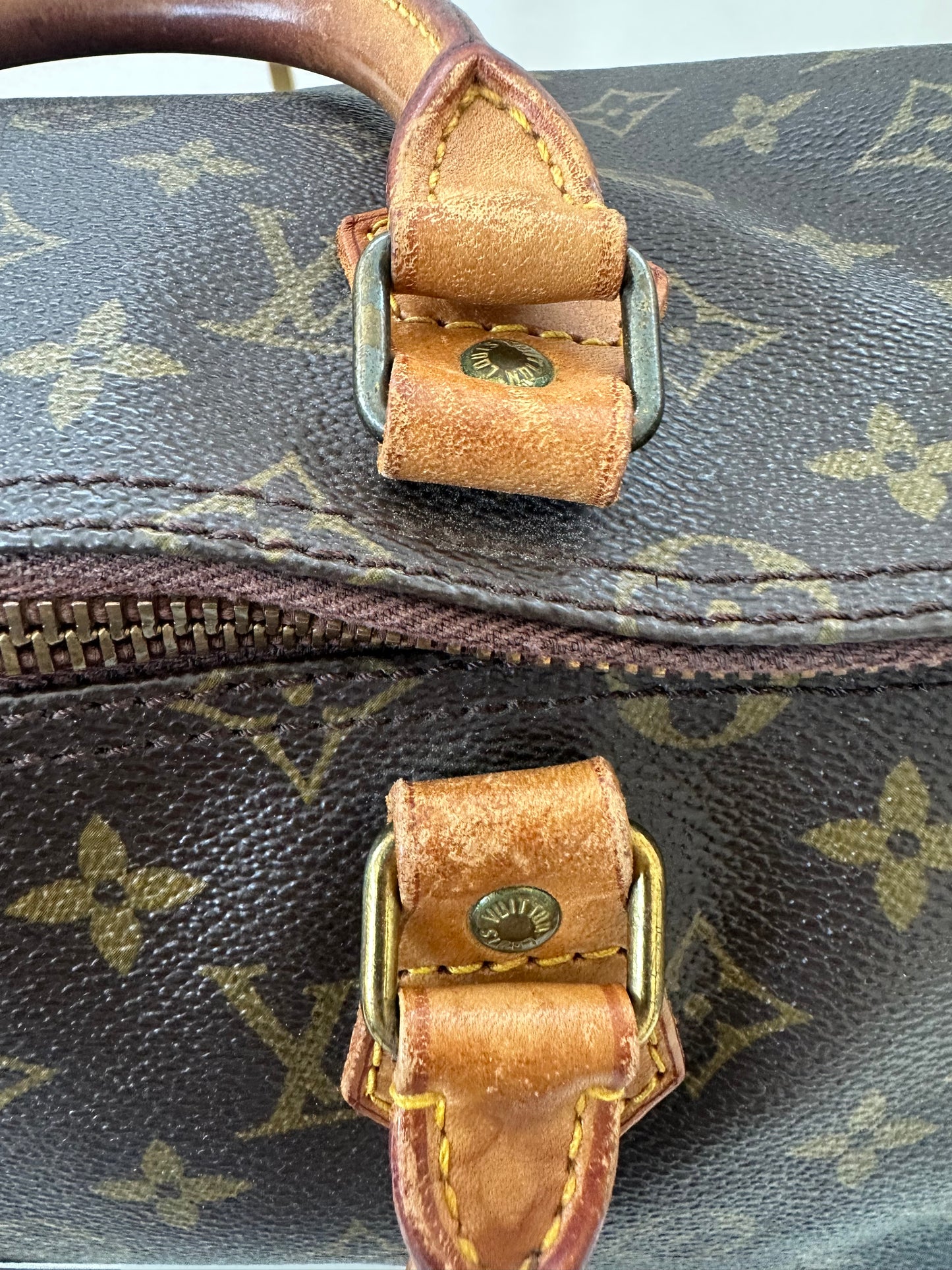 Louis Vuitton Speedy 35