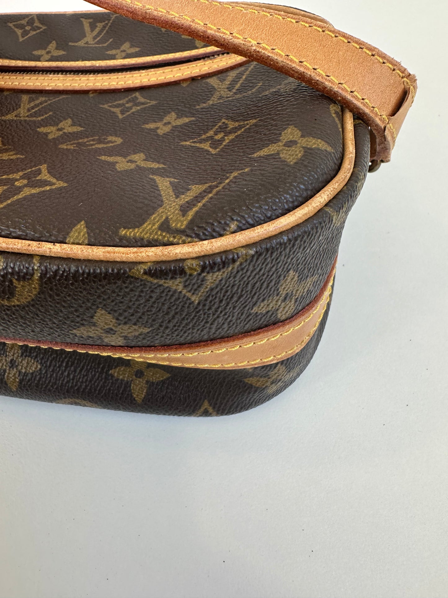 Louis Vuitton Senlis