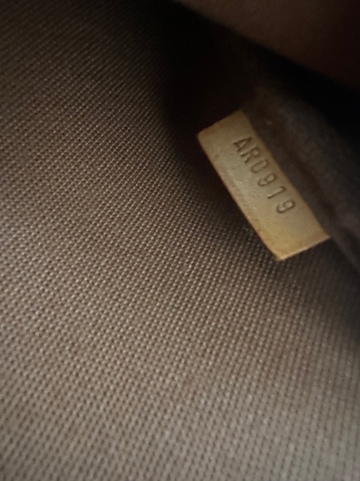 Louis Vuitton Pochette