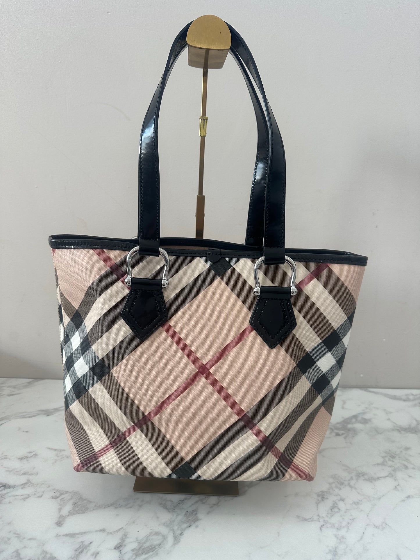 Burberry Beige