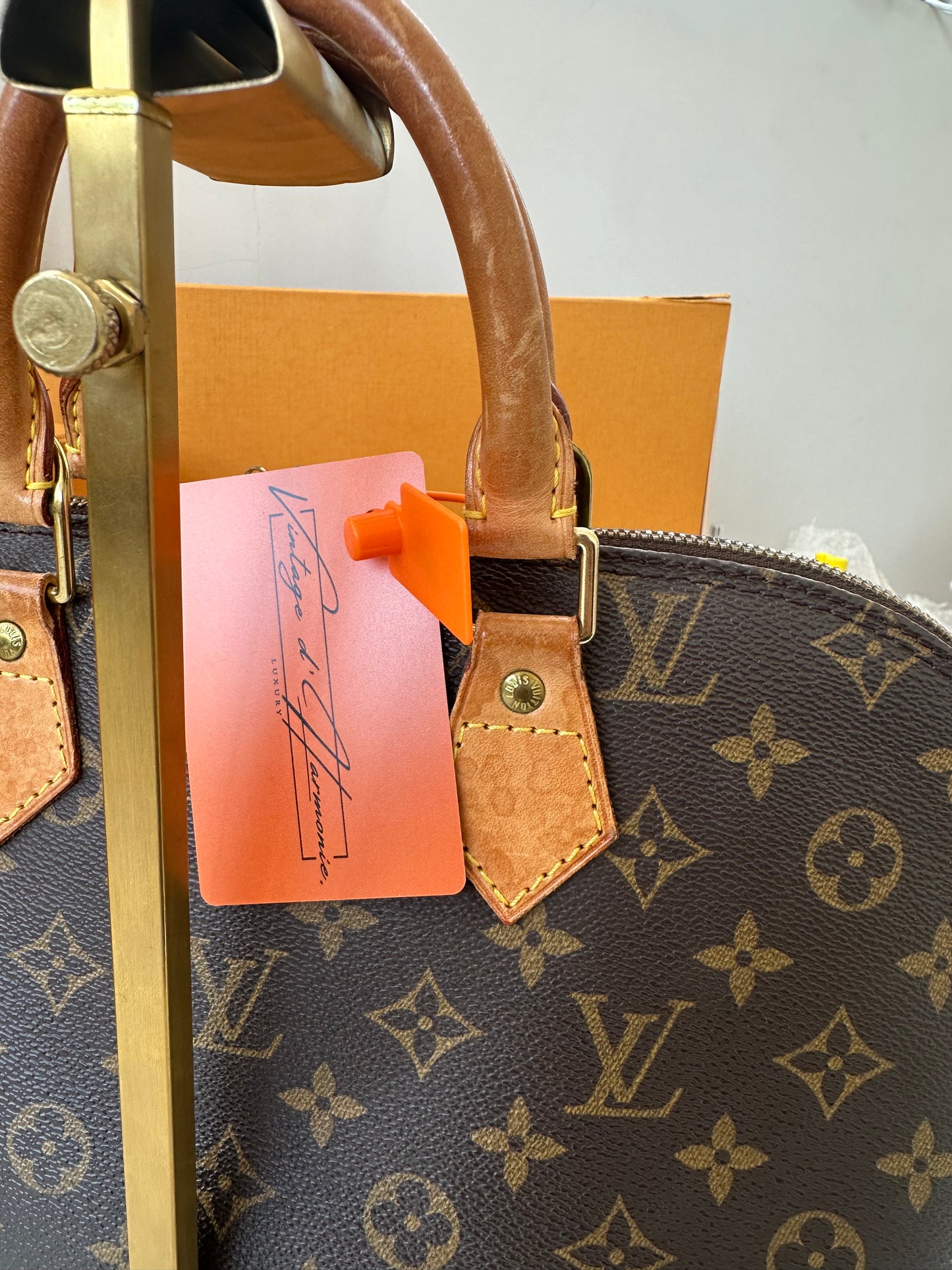 Louis Vuitton Alma
