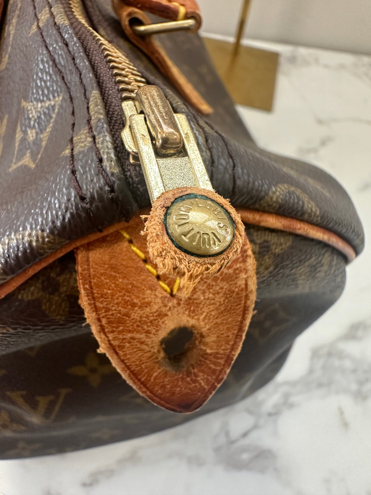 Louis Vuitton Speedy 30