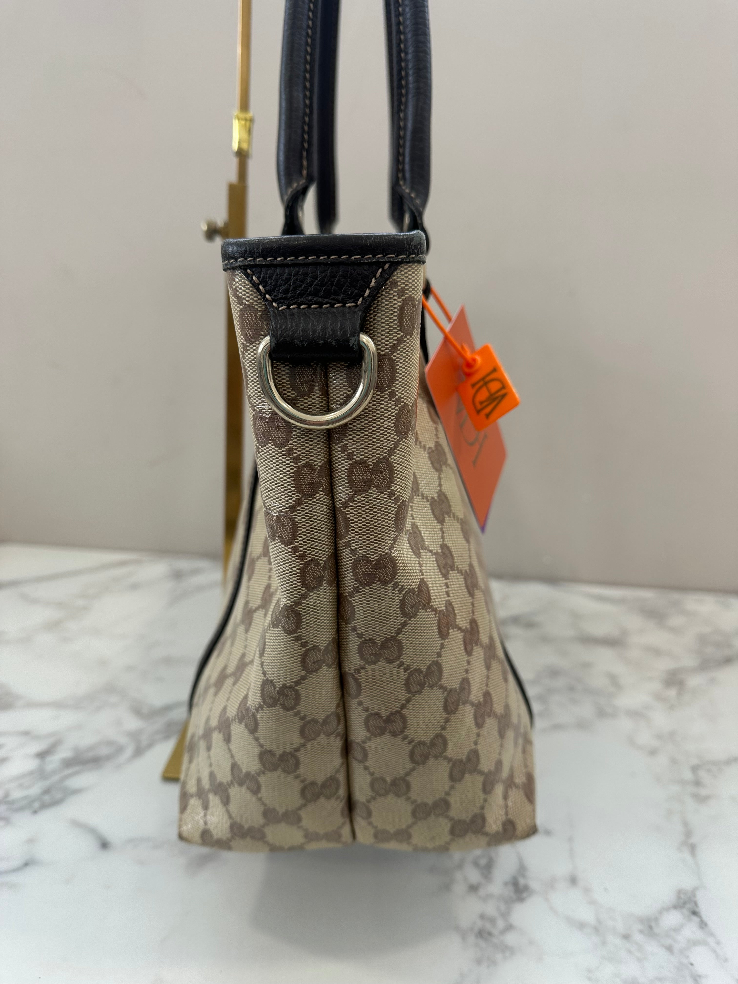 Gucci Beige