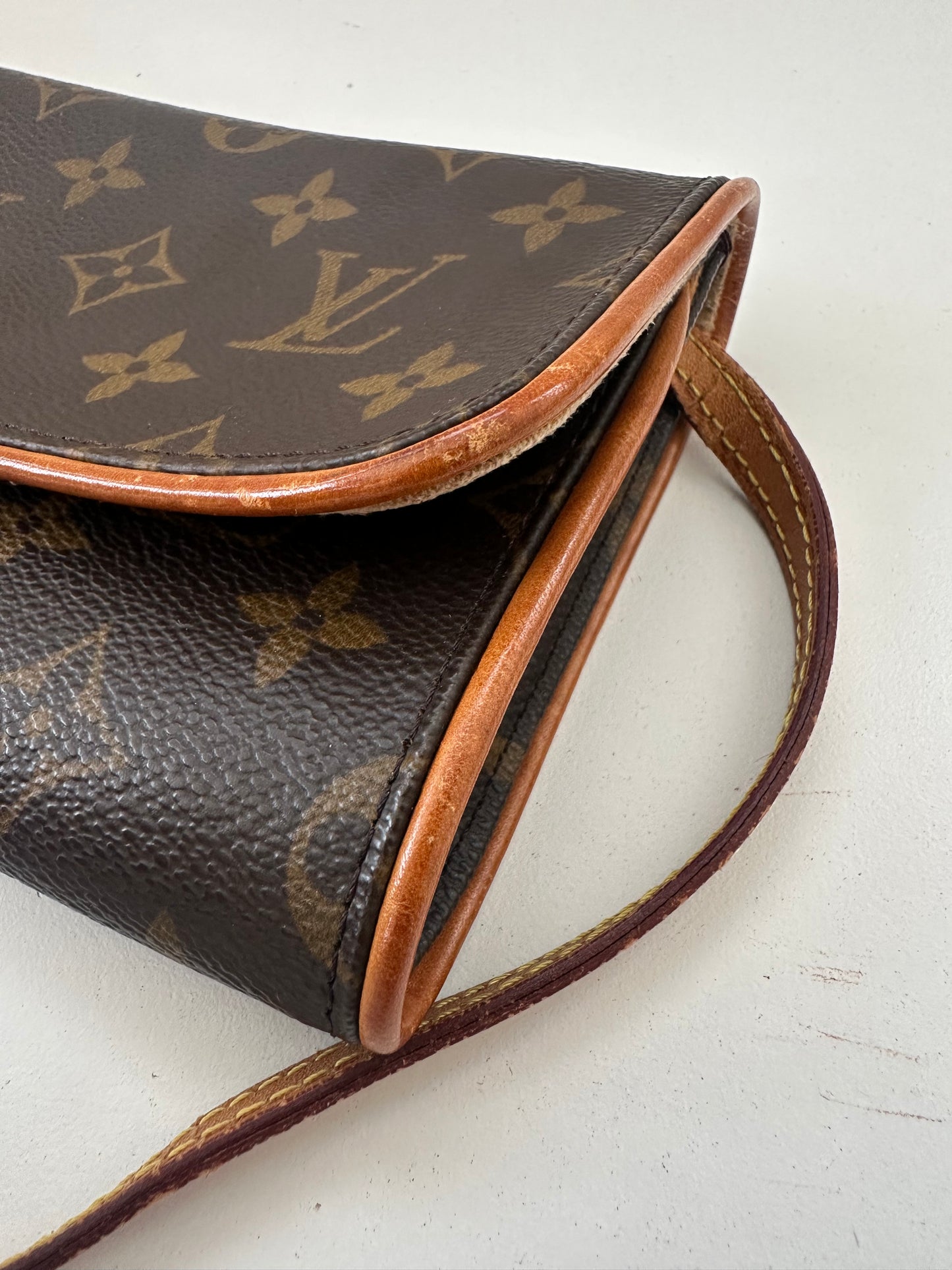 Louis Vuitton Pochette Twin GM