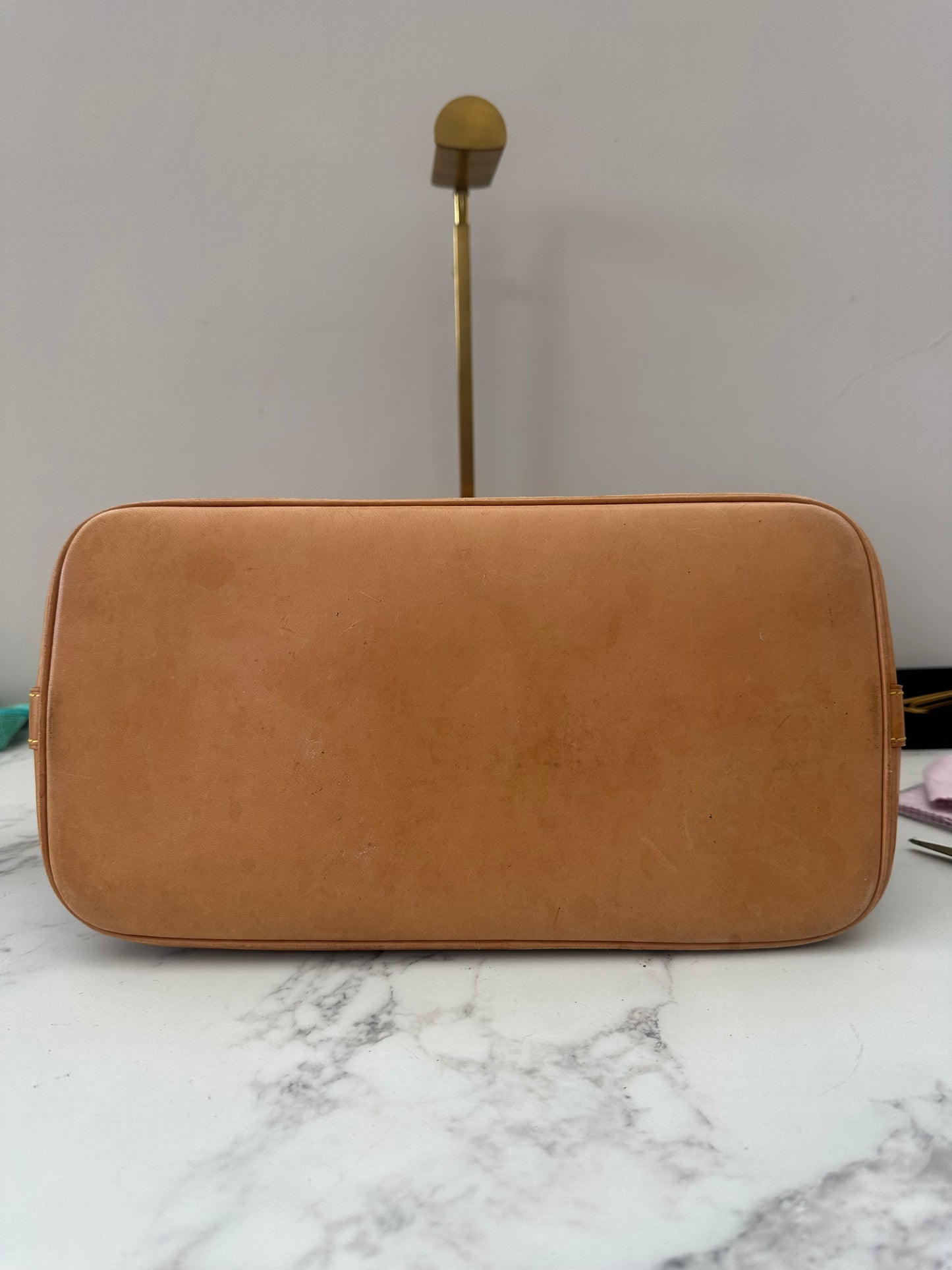 Louis Vuitton Alma