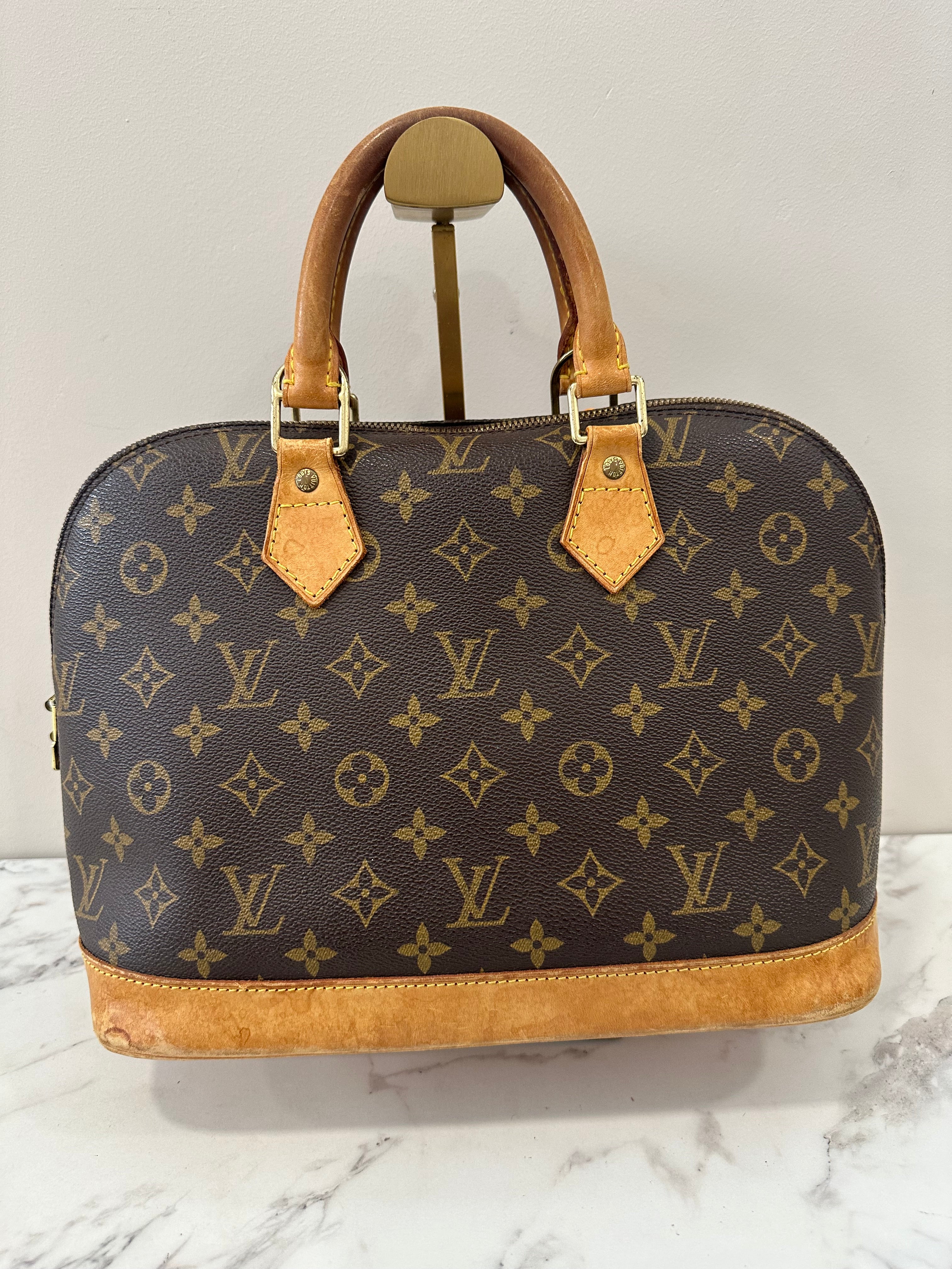Louis Vuitton Alma