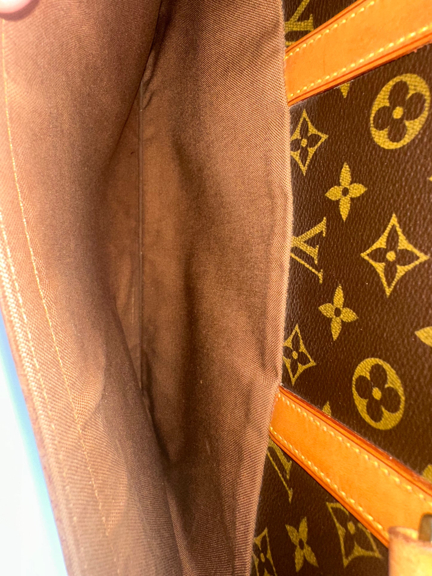 Louis Vuitton Pegase
