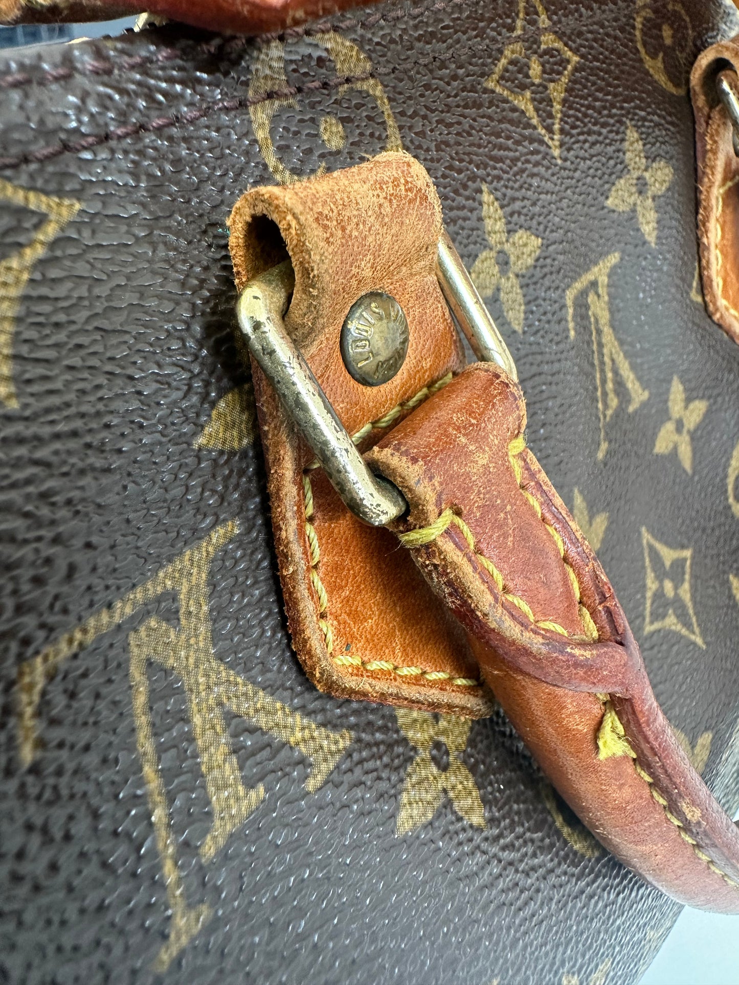 Louis Vuitton Speedy 25