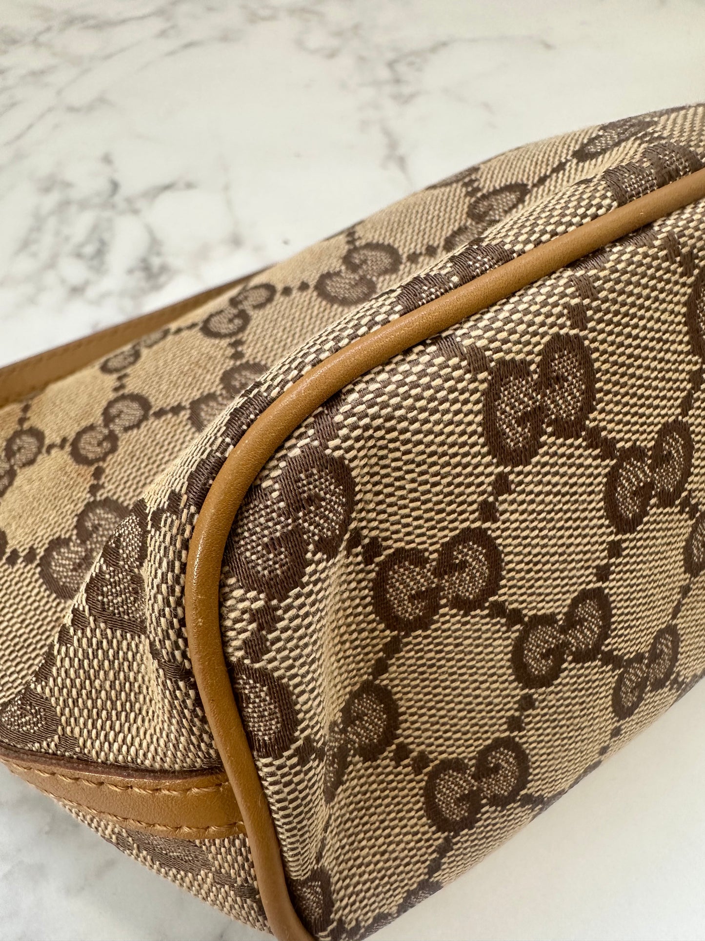 Gucci Pochette GG