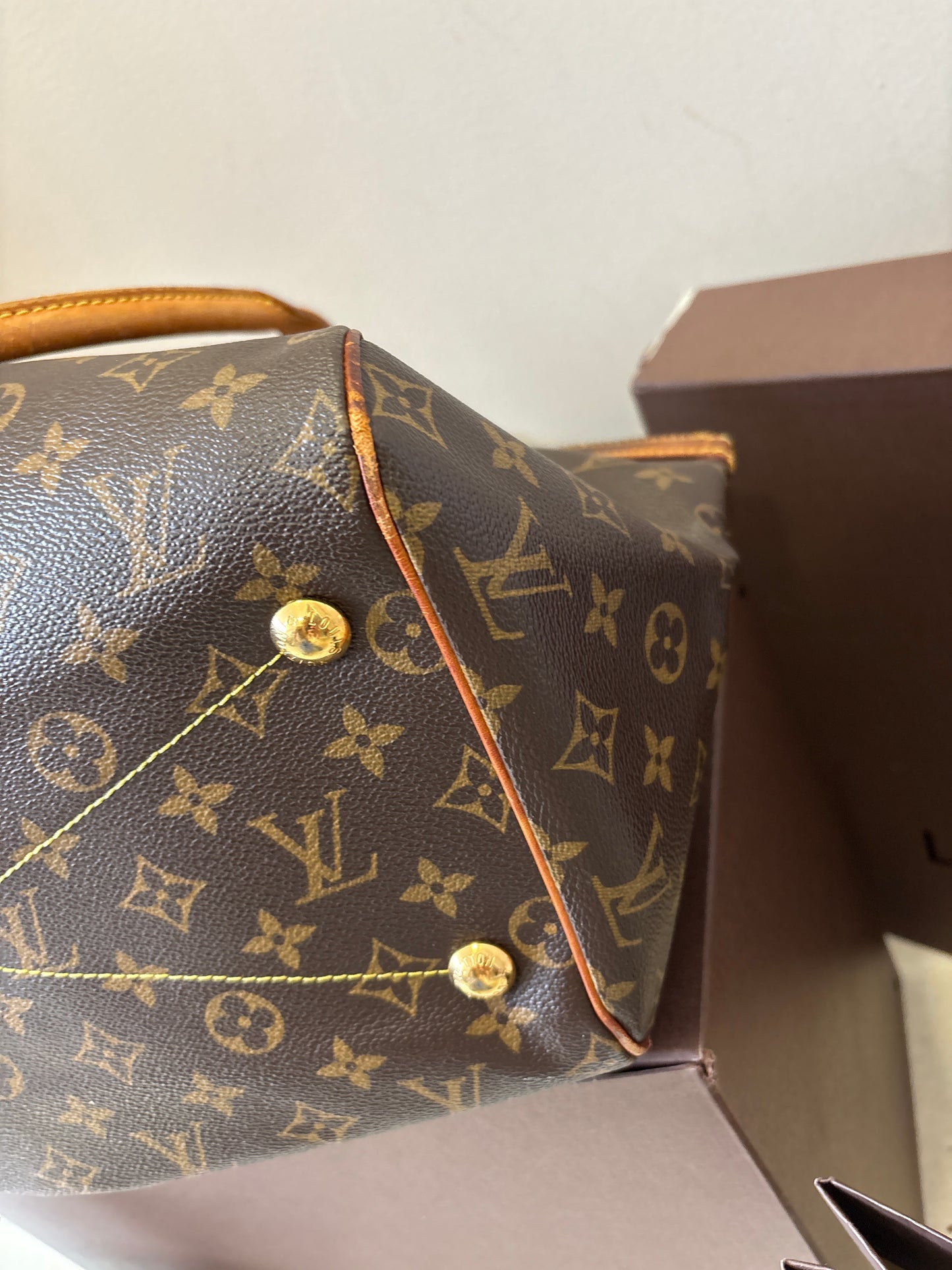 Louis Vuitton Tivoli GM
