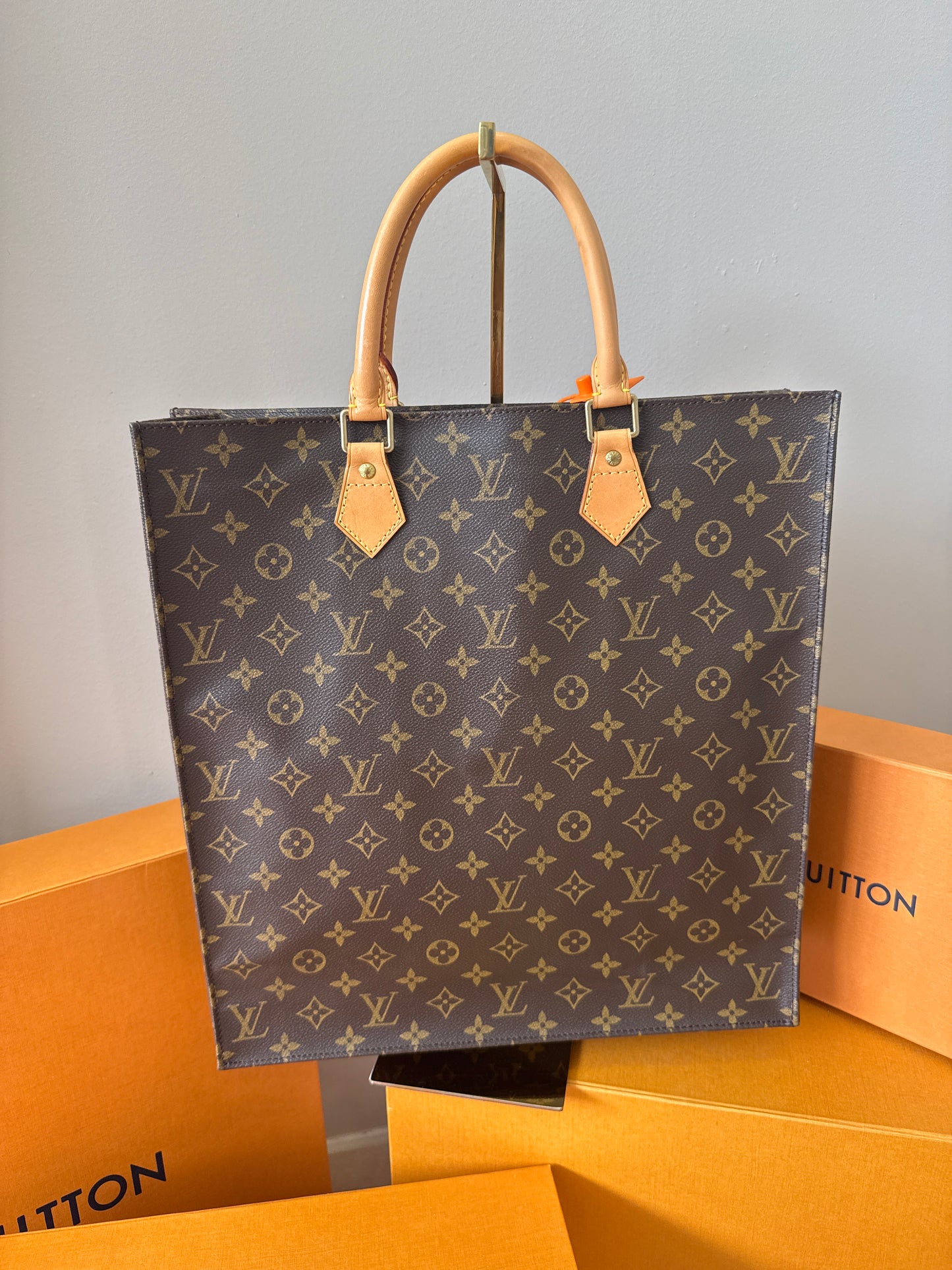 Louis Vuitton Sac Plat