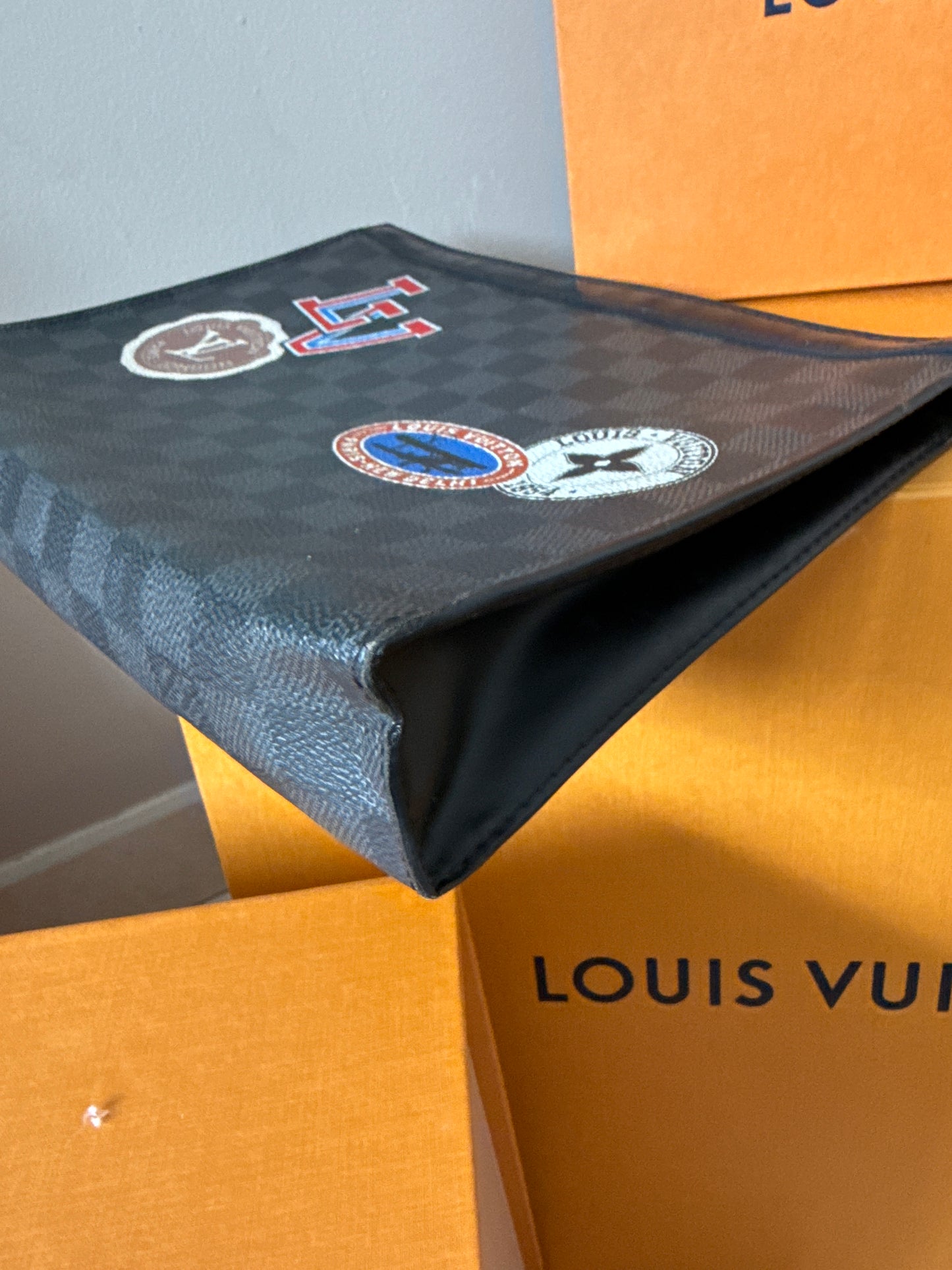 Louis Vuitton Pochette Voyage