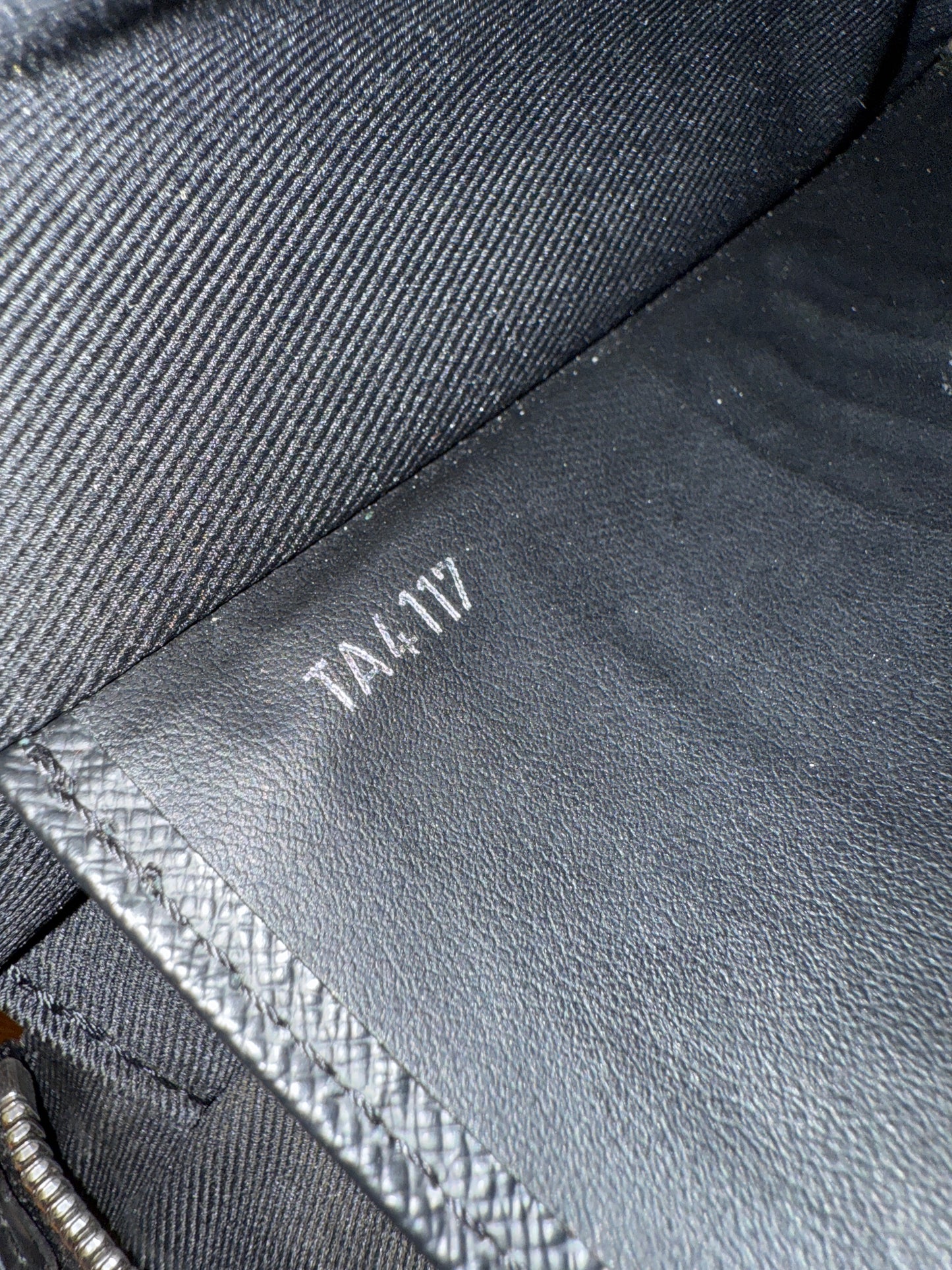 Louis Vuitton Pochette Voyage