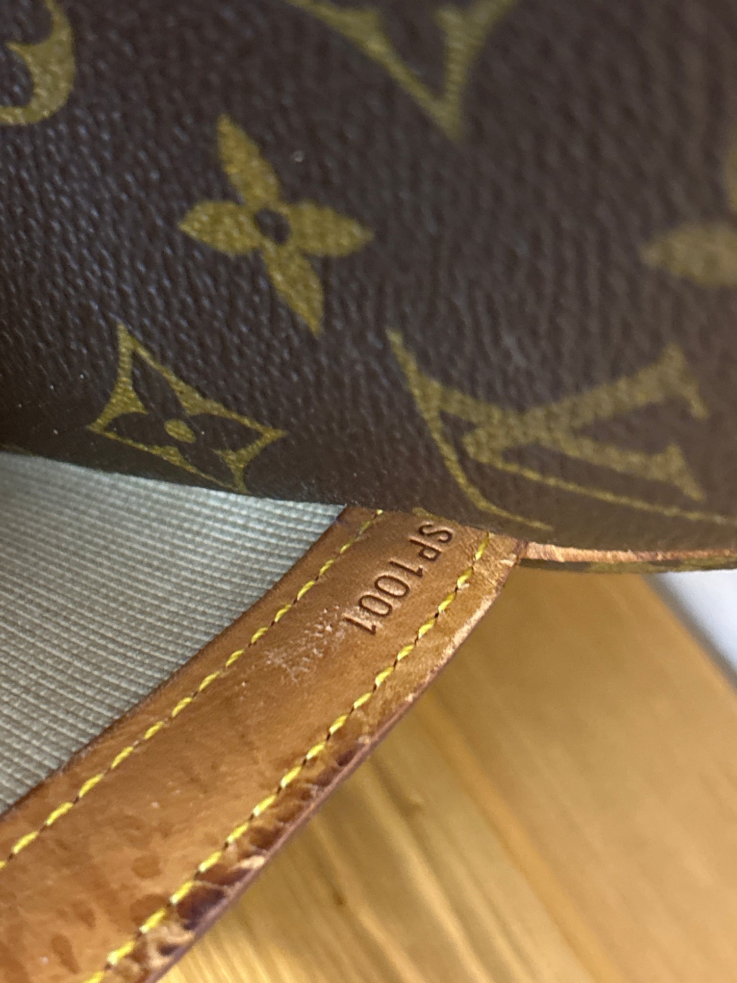 Borsa Louis Vuitton Reporter GM
