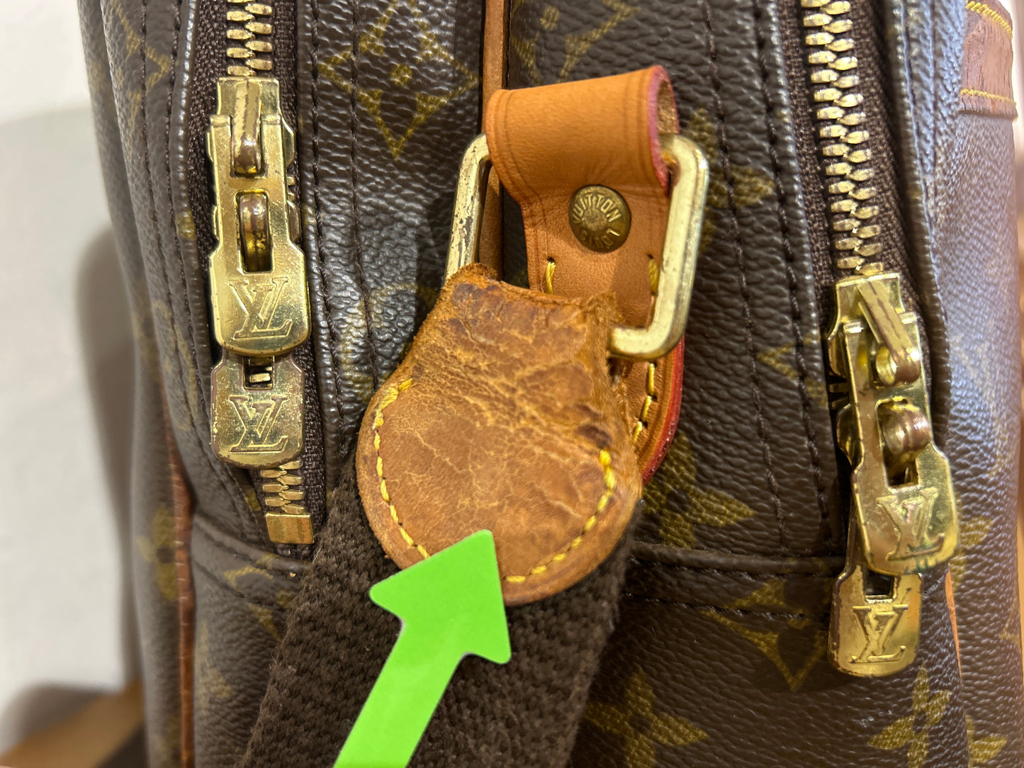 Borsa Louis Vuitton Reporter GM