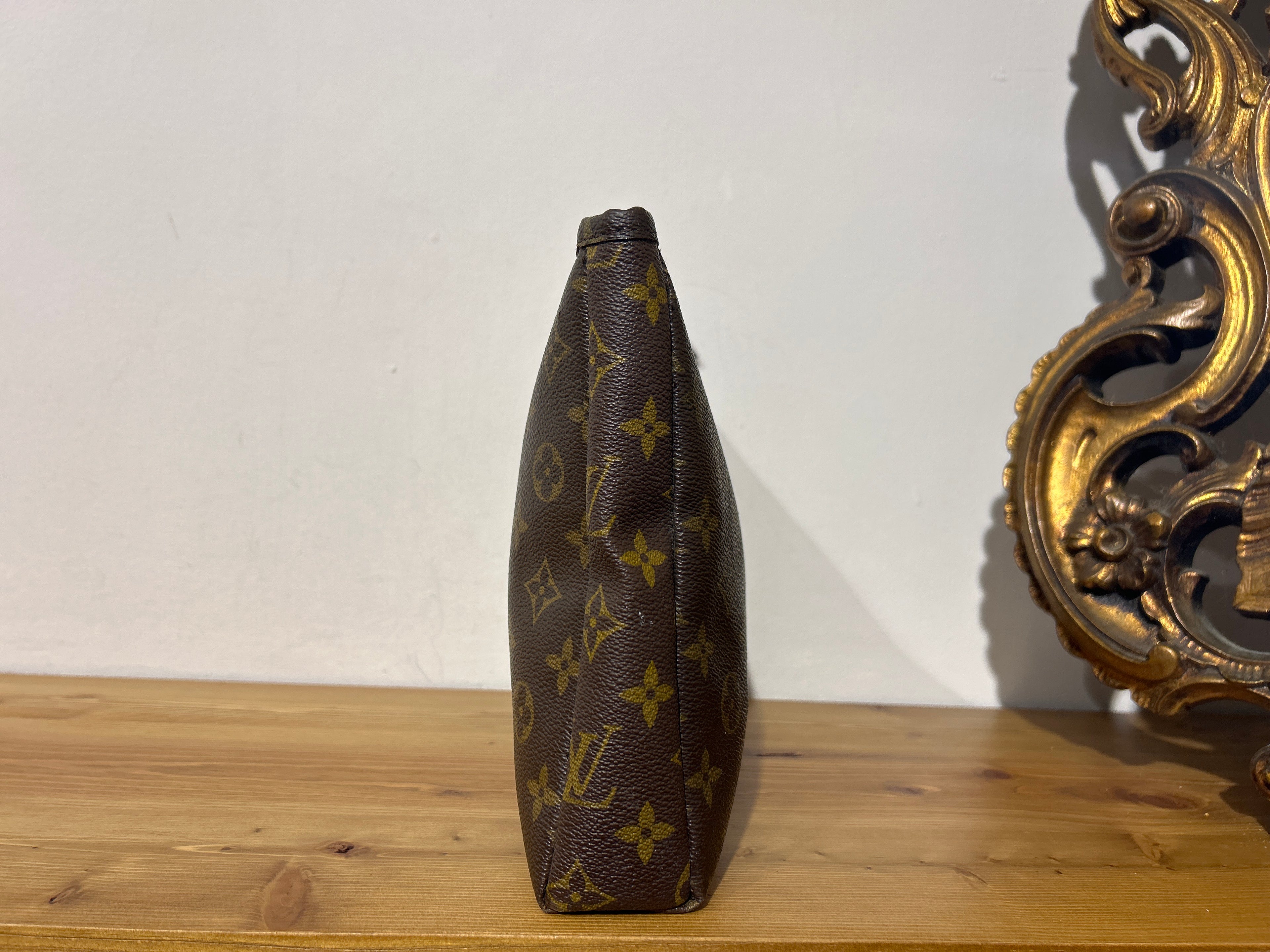 Louis Vuitton Pochette