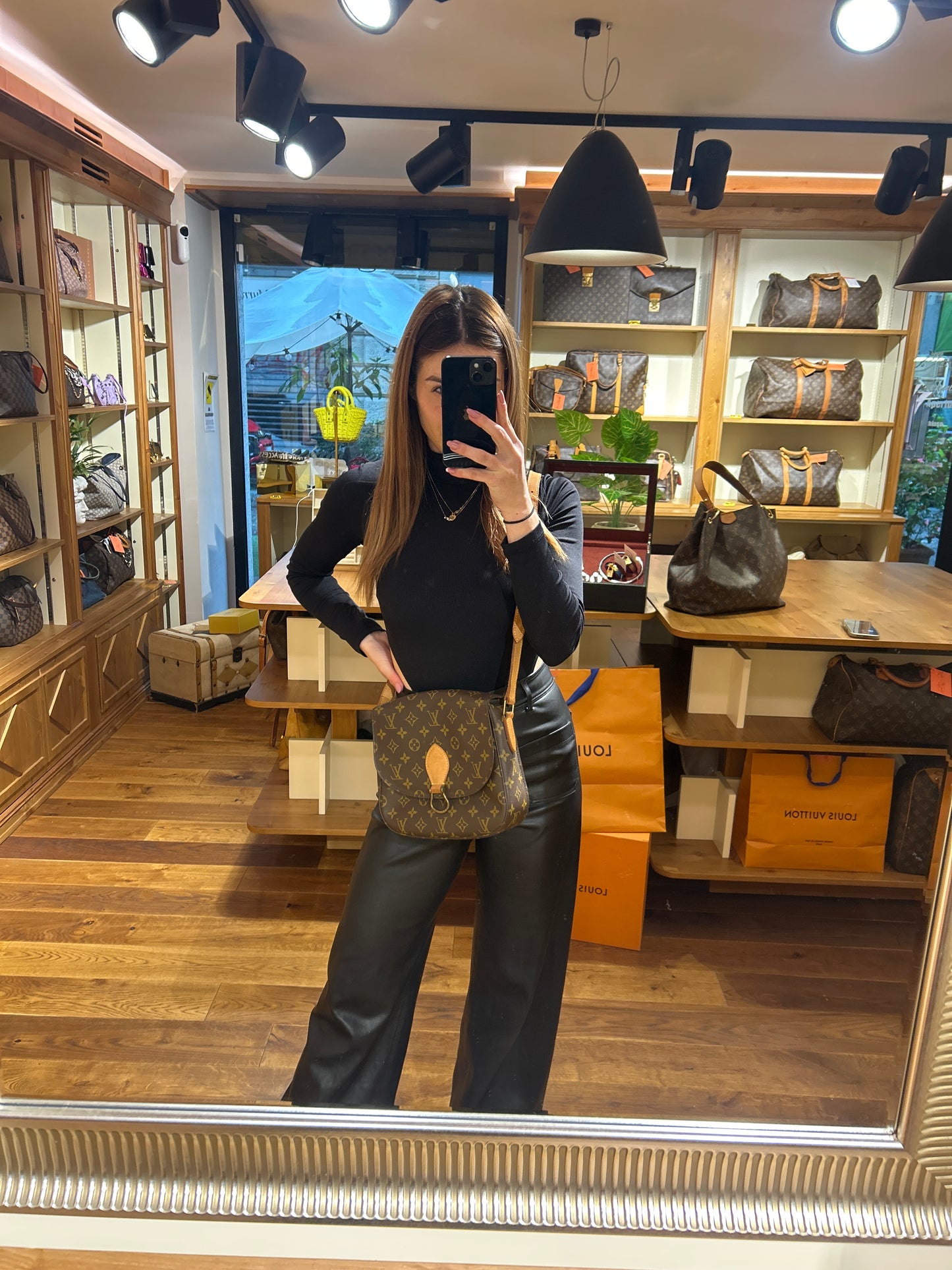 Louis Vuitton Saint Cloud GM