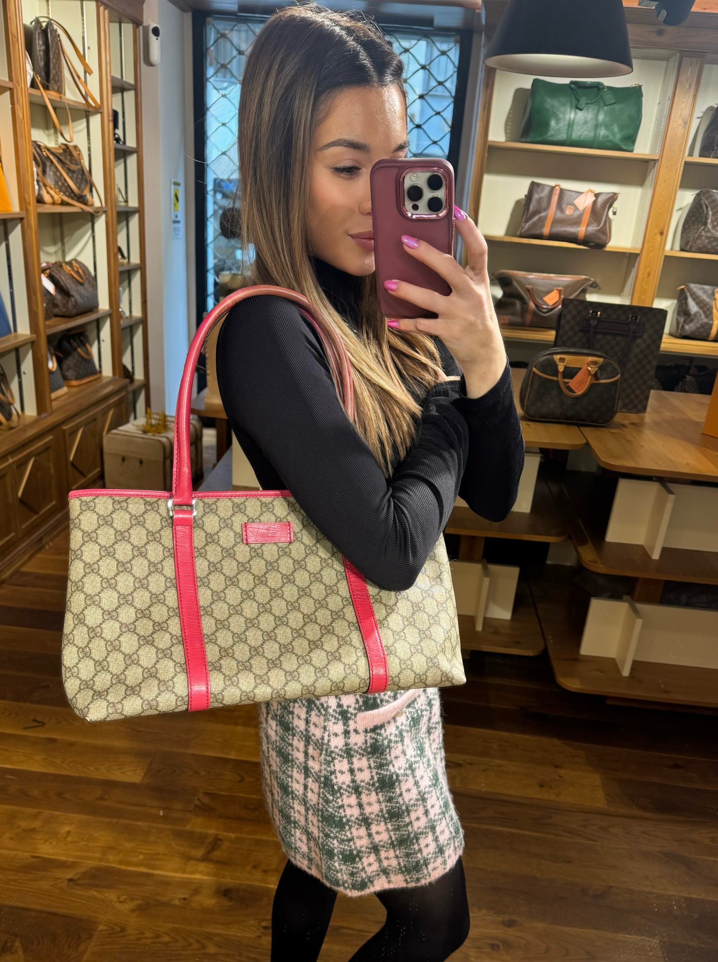 Tote GG Supreme Gucci