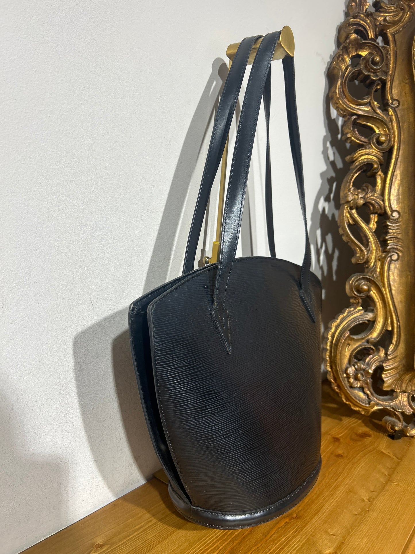 Louis Vuitton Epi Saint Jacques Shopping
