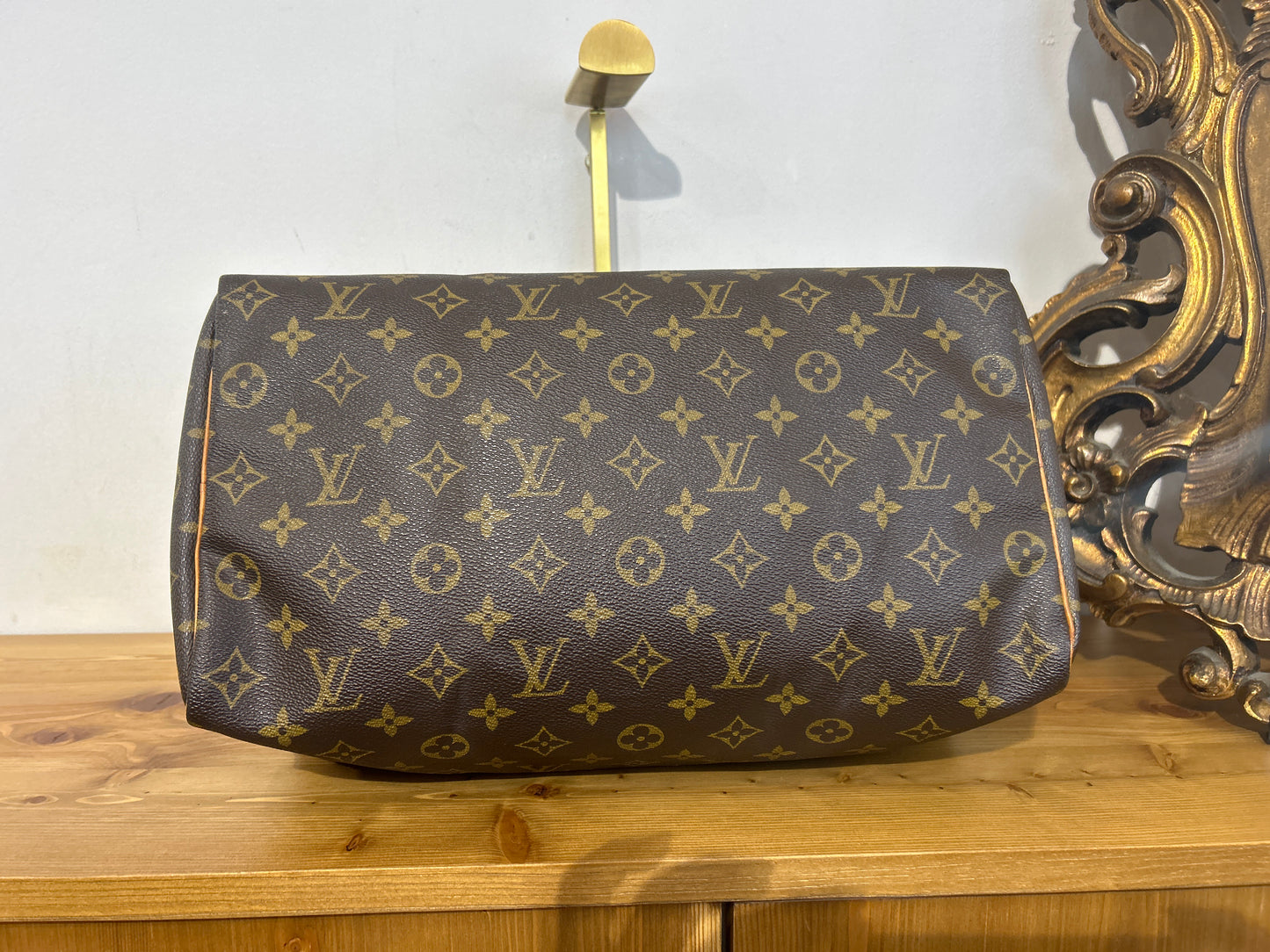 Louis Vuitton Speedy 35