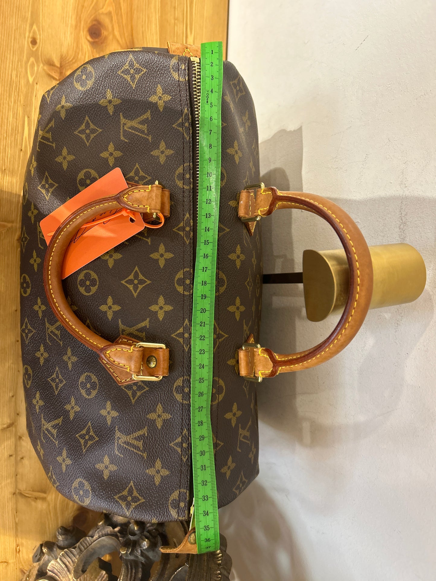 Louis Vuitton Speedy 35
