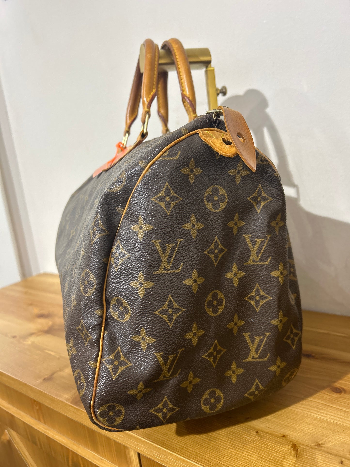 Louis Vuitton Speedy 35